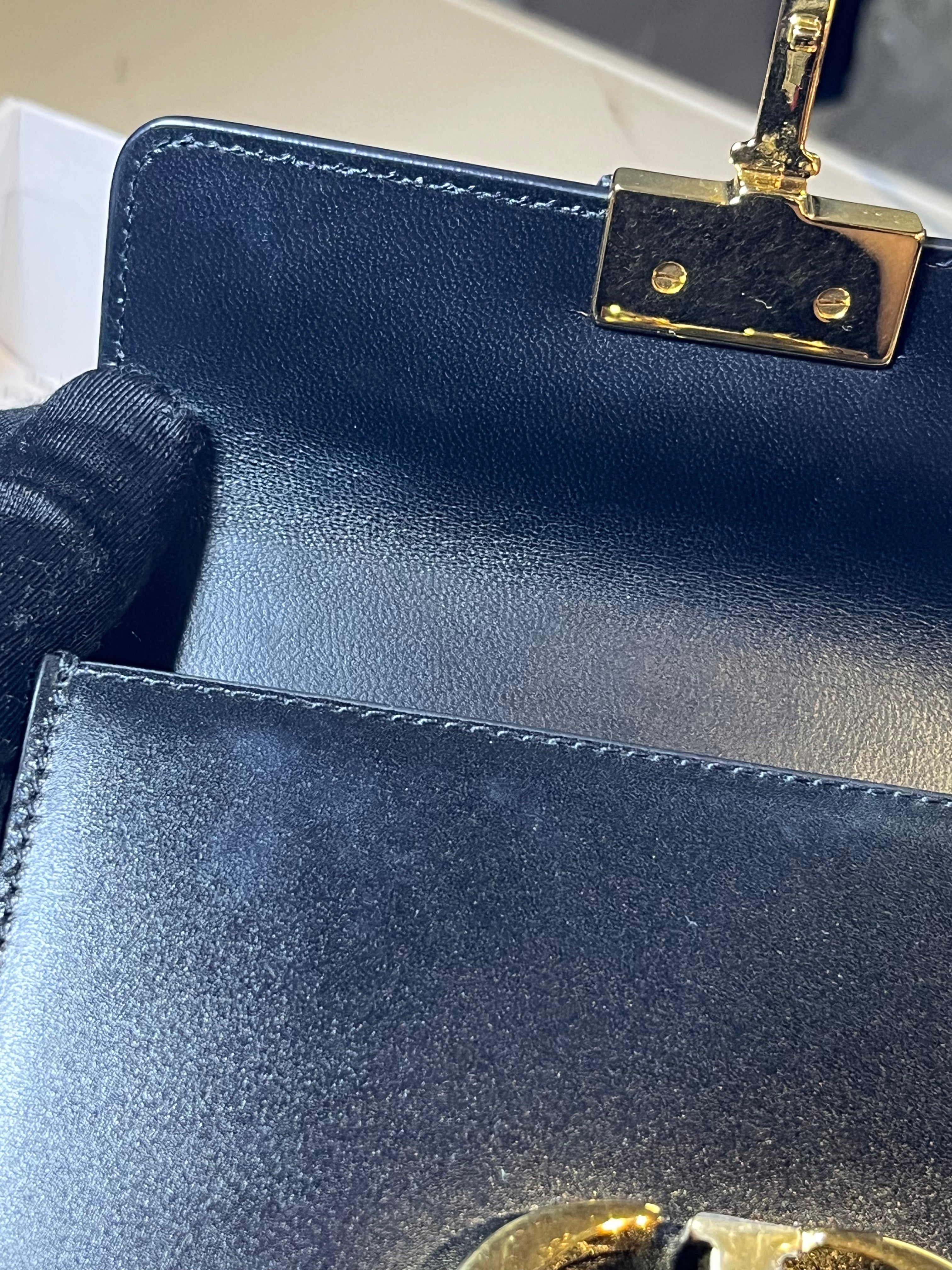 Montaigne 30 Micro Black Calfskin Leather | Purse Maison Luxury Bags Shop