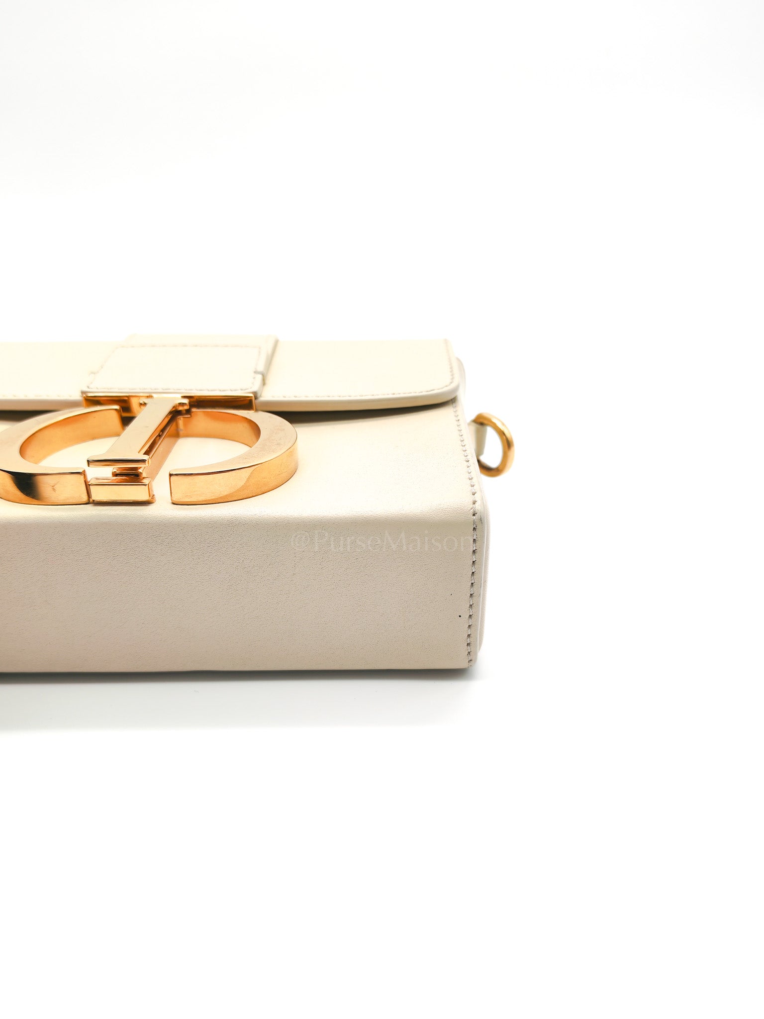 Montaigne Box Bag in Off-White Lambskin Leather and Gold Hardware Shoulder Bag | Purse Maison Luxury Bags Shop