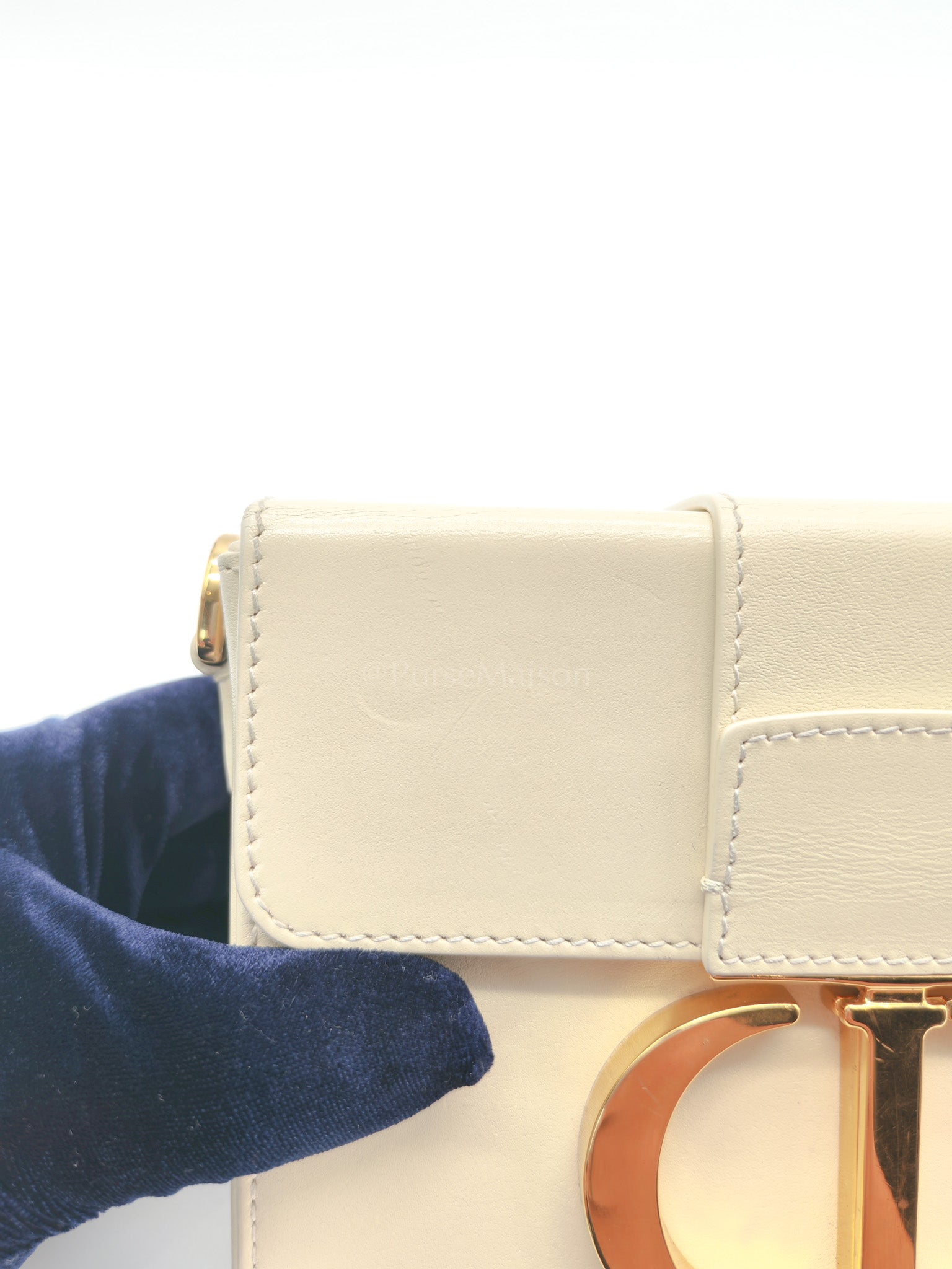 Montaigne Box Bag in Off-White Lambskin Leather and Gold Hardware Shoulder Bag | Purse Maison Luxury Bags Shop