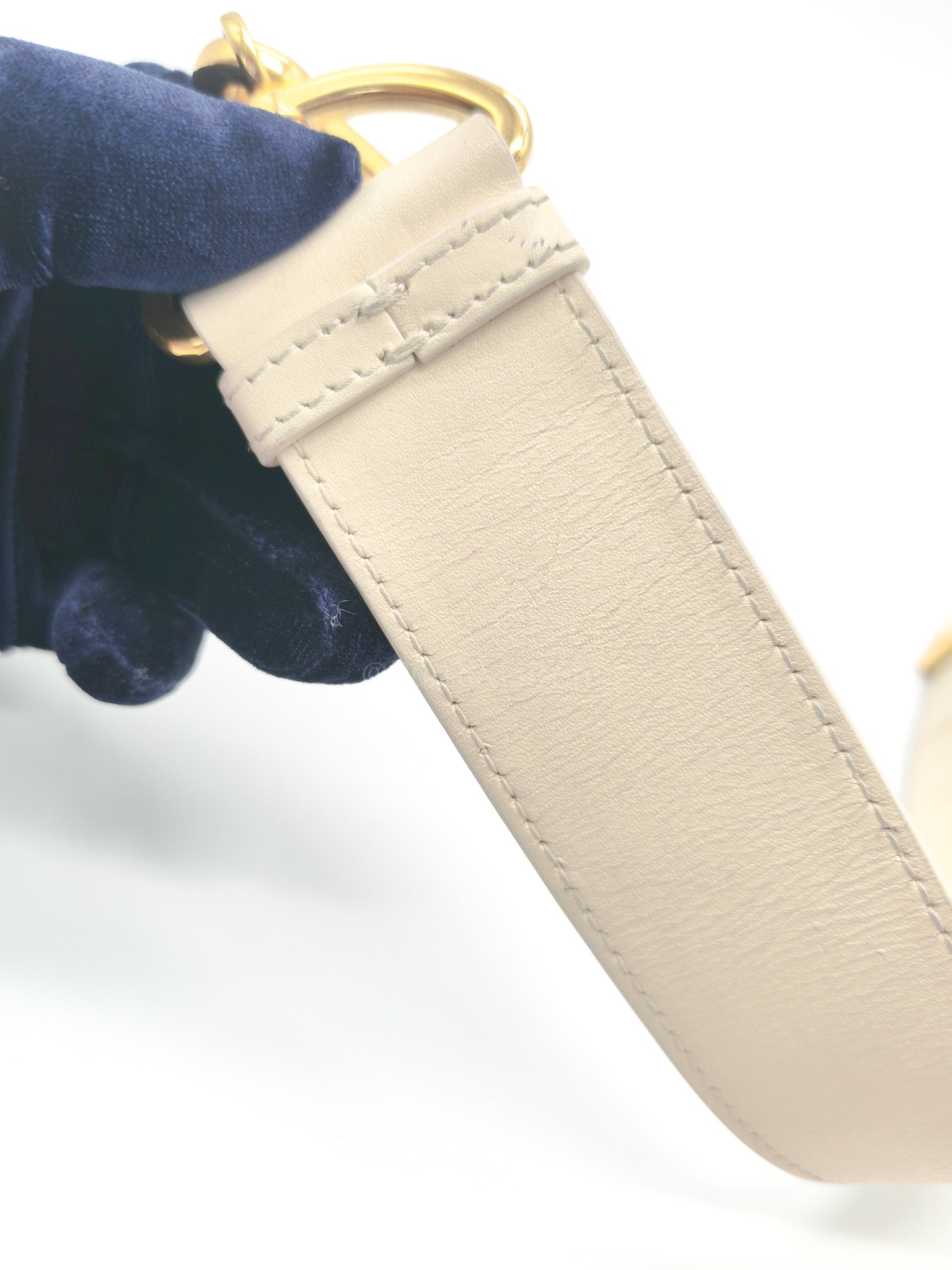 Montaigne Box Bag in Off-White Lambskin Leather and Gold Hardware Shoulder Bag | Purse Maison Luxury Bags Shop