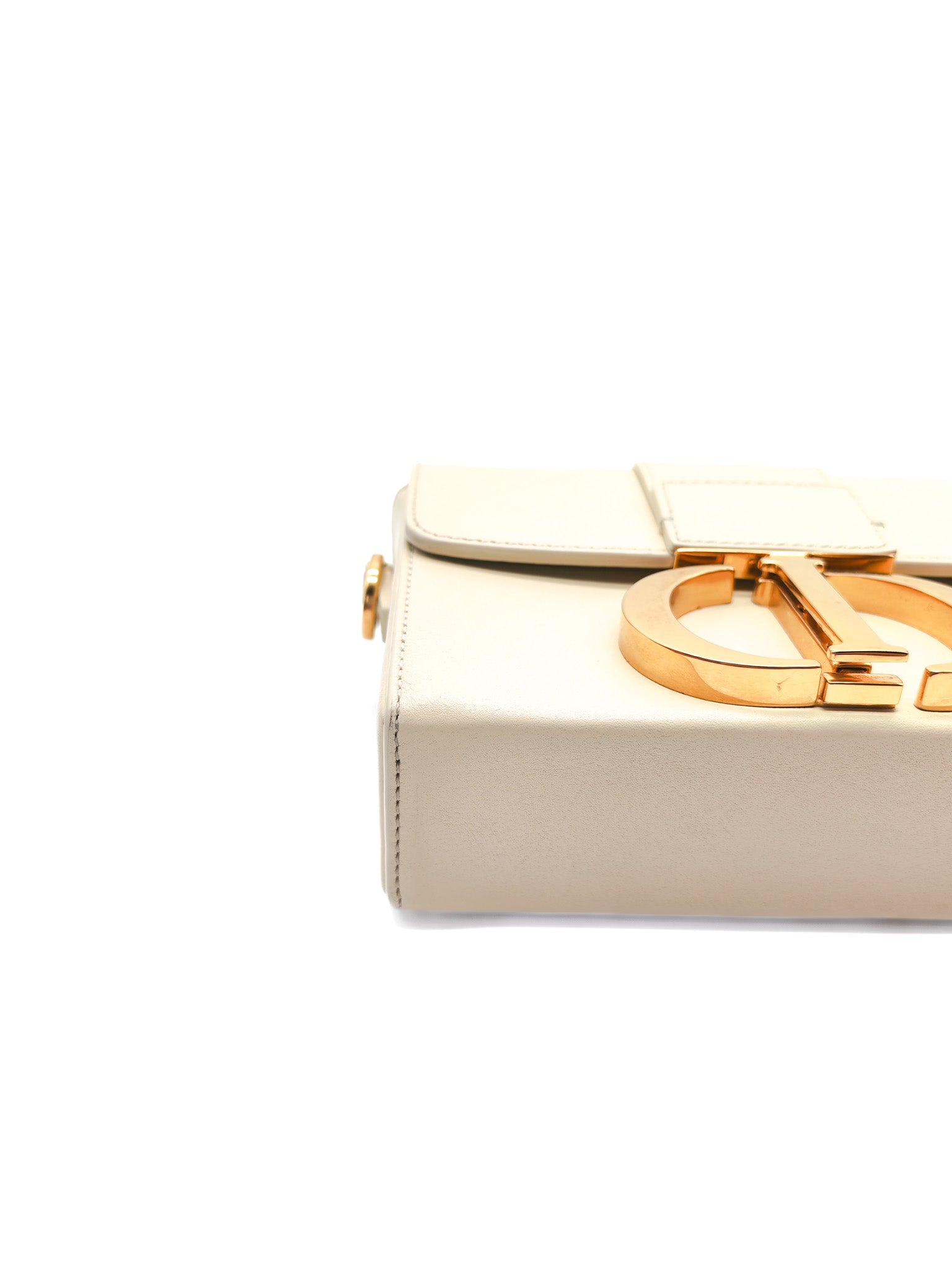 Montaigne Box Bag in Off-White Lambskin Leather and Gold Hardware Shoulder Bag | Purse Maison Luxury Bags Shop