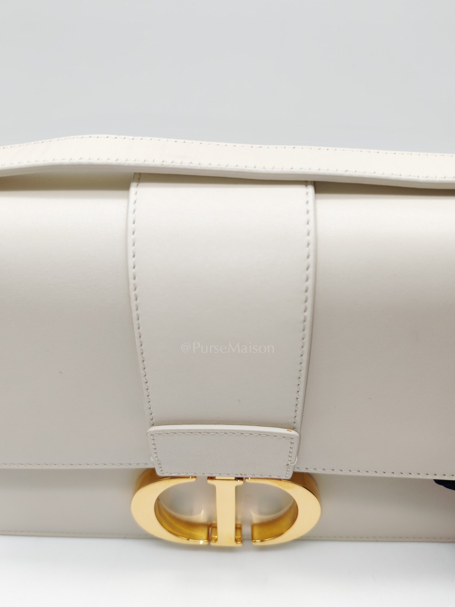 Montaigne in Medium White Calfskin Leather Crossbody Bag | Purse Maison Luxury Bags Shop