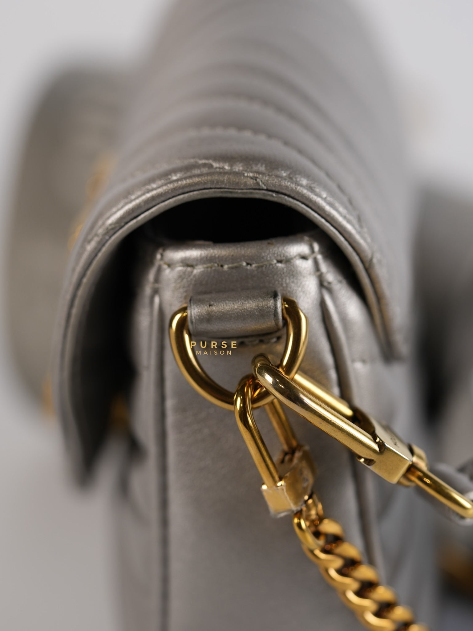 Multi Pochette New Wave Silvery Leather Gold Hardware(Microchip) | Purse Maison Luxury Bags Shop