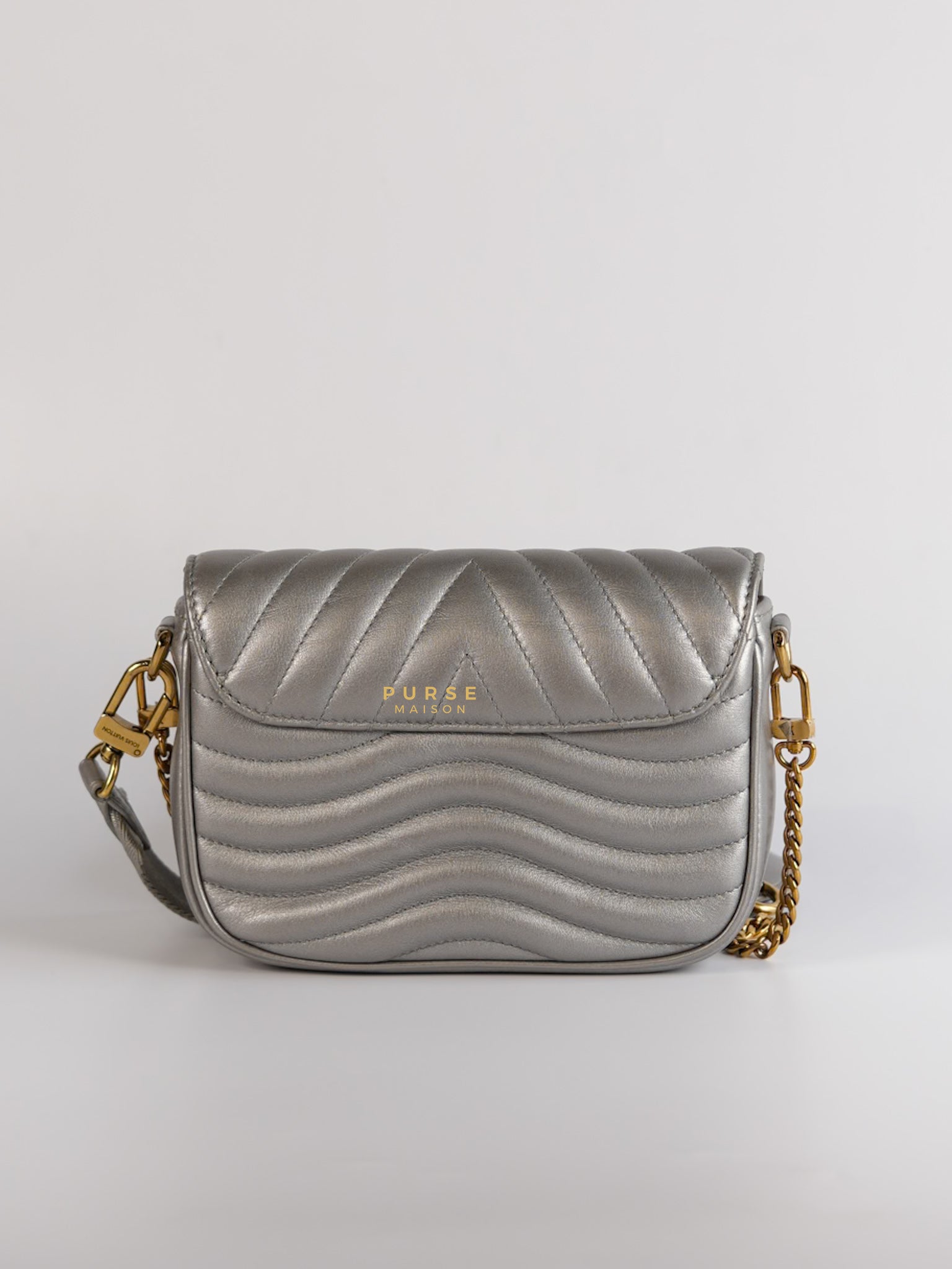 Multi Pochette New Wave Silvery Leather Gold Hardware(Microchip) | Purse Maison Luxury Bags Shop
