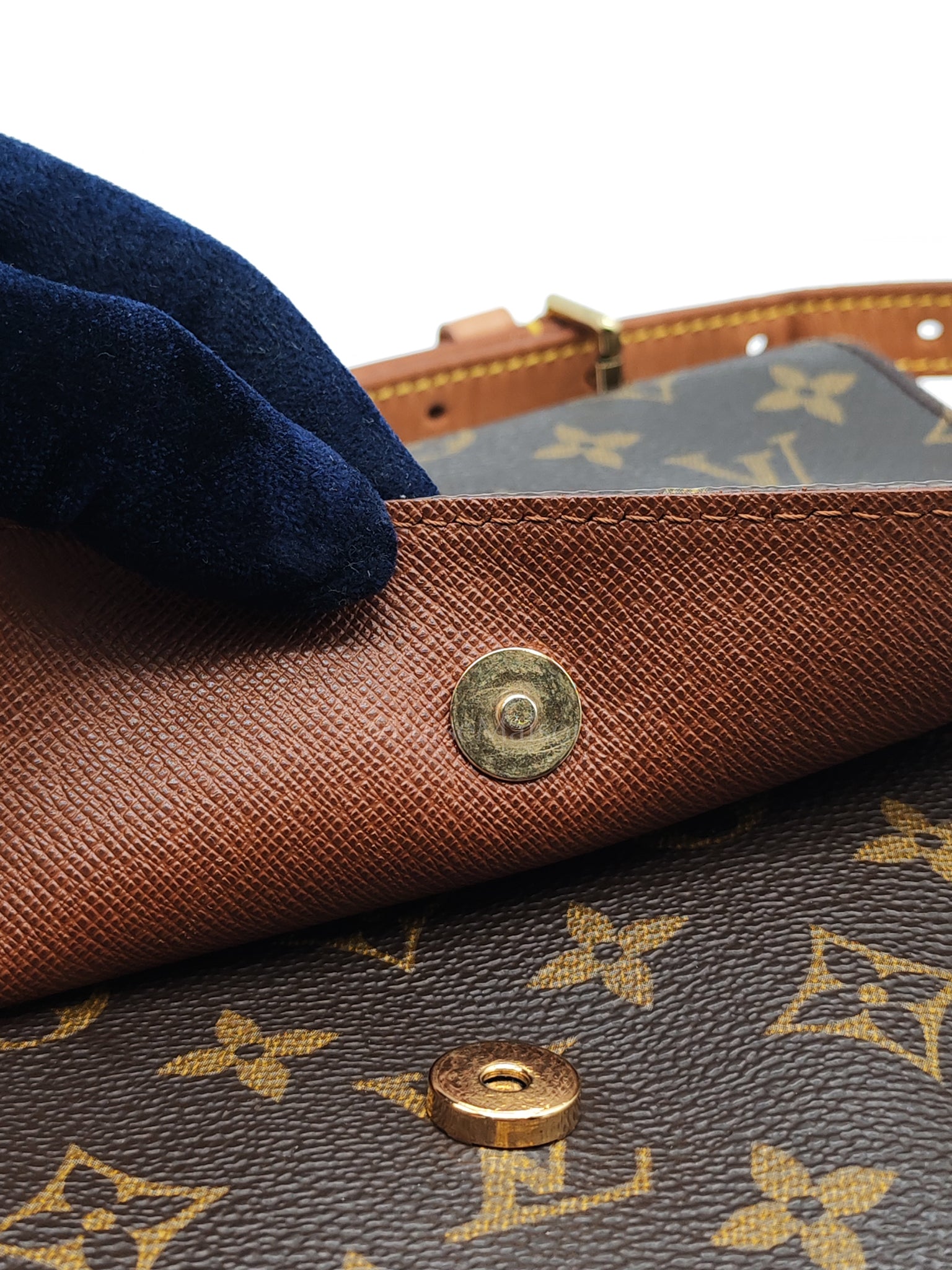 Musette Tango Shoulder Bag in Monogram Canvas (Date Code: SP0989) | Purse Maison Luxury Bags Shop