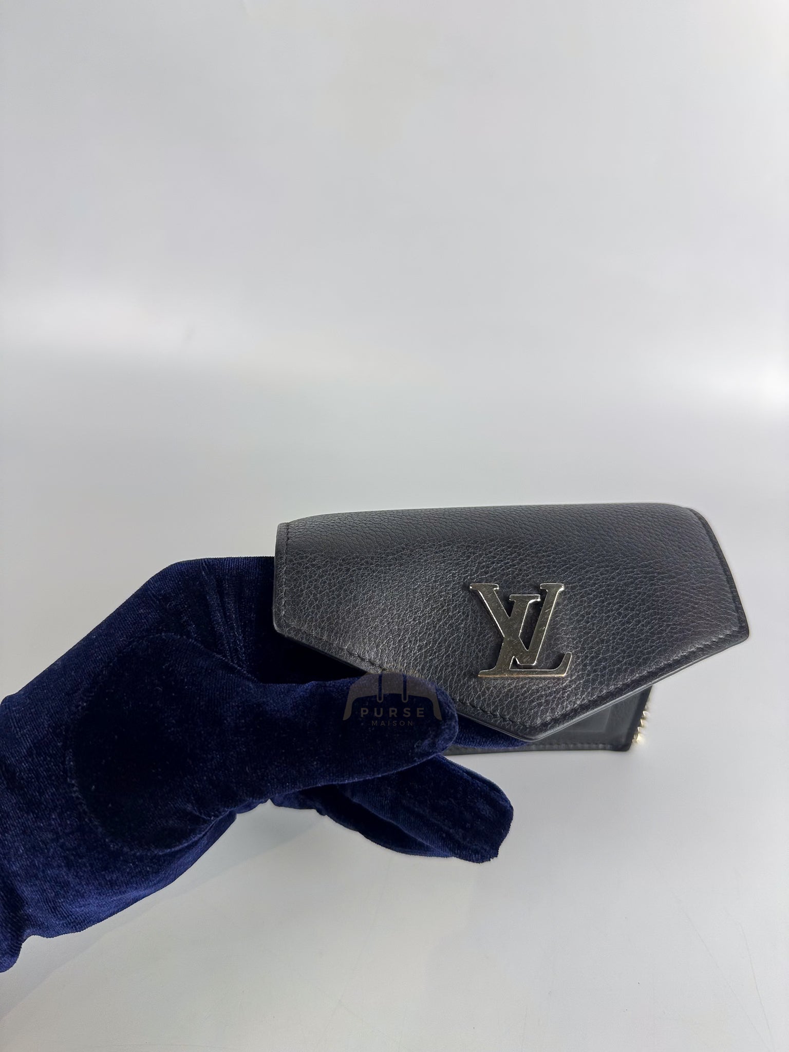 MyLockme Chain Bag in Grained Calfskin Leather (Date Code: UB0240) | Purse Maison Luxury Bags Shop