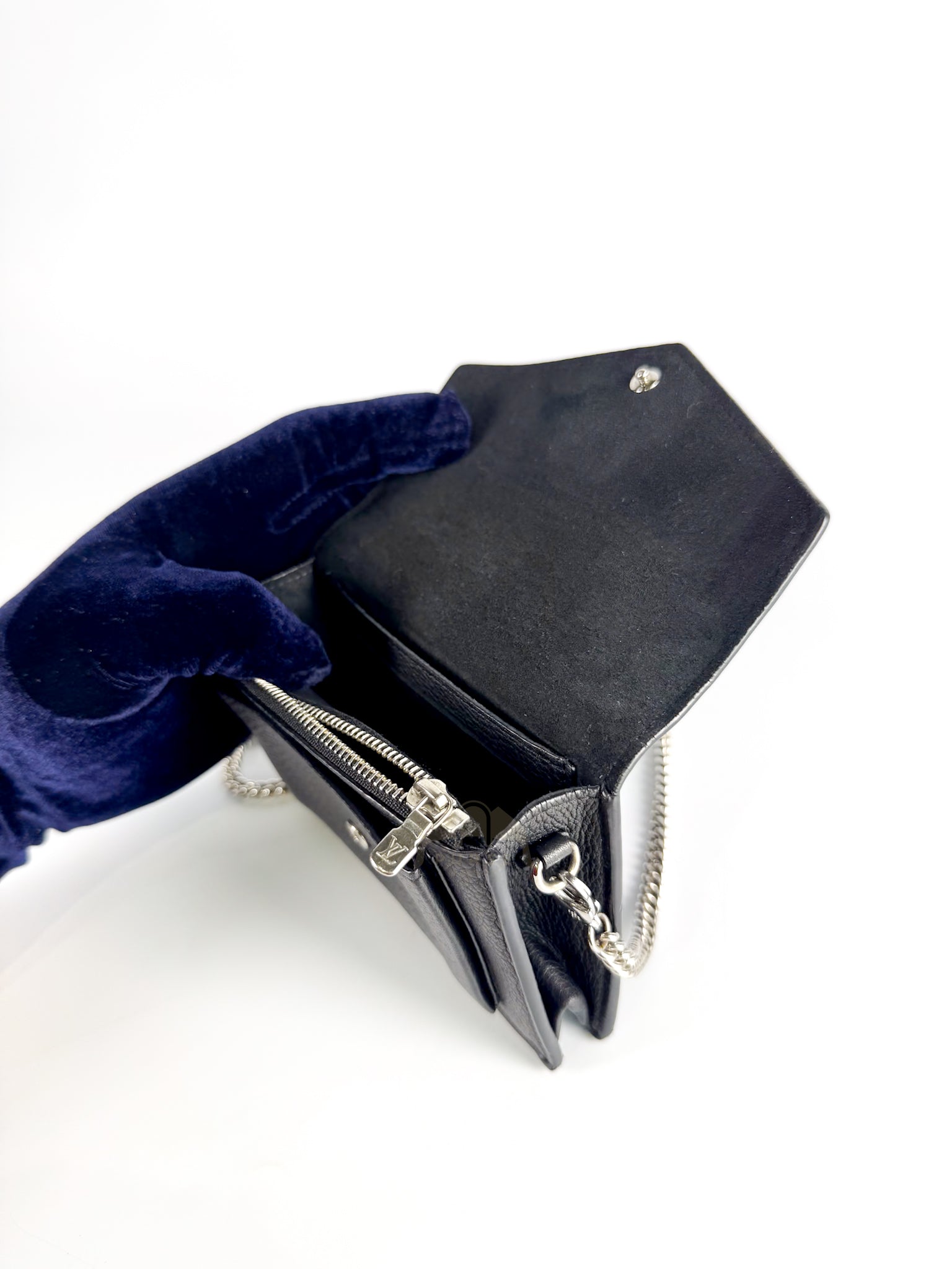 MyLockme Chain Bag in Grained Calfskin Leather (Date Code: UB0240) | Purse Maison Luxury Bags Shop