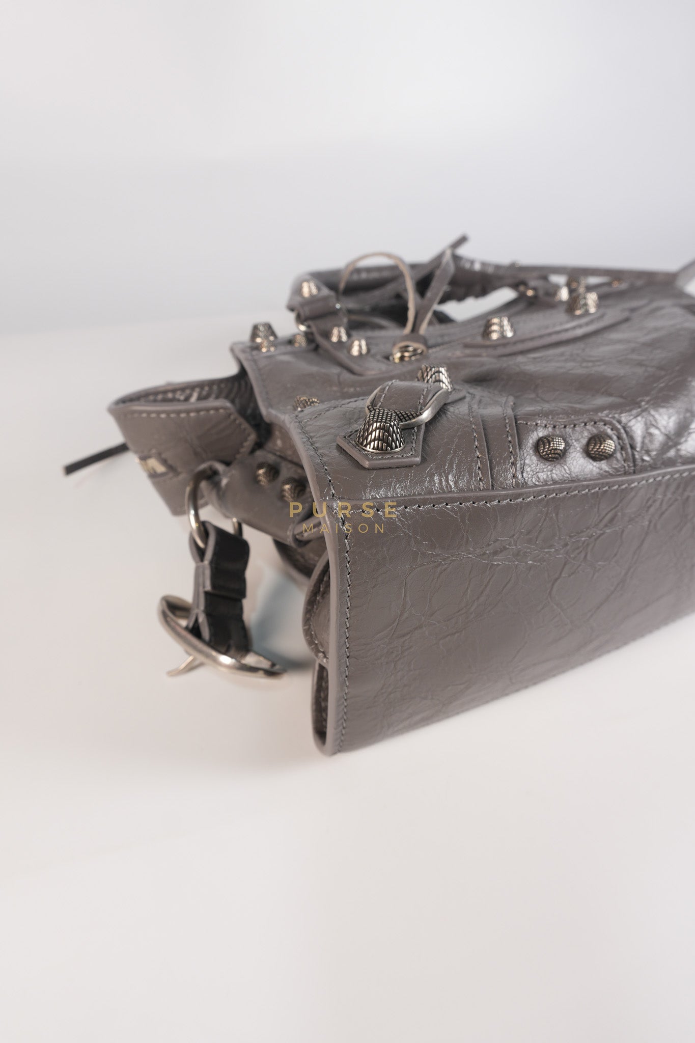 Neo Cagole Arena XS in Dark Grey Agneau Leather | Purse Maison Luxury Bags Shop