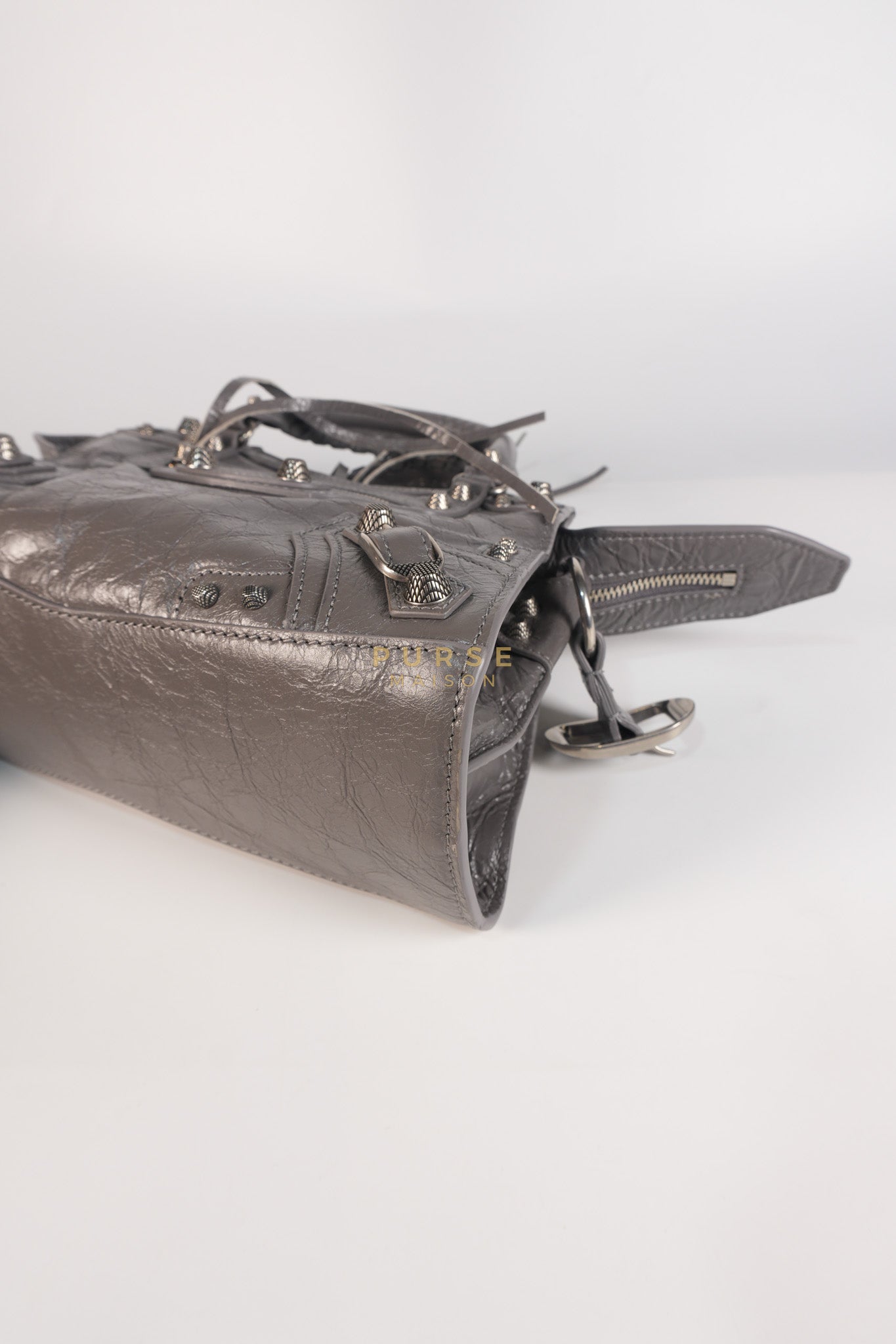 Neo Cagole Arena XS in Dark Grey Agneau Leather | Purse Maison Luxury Bags Shop