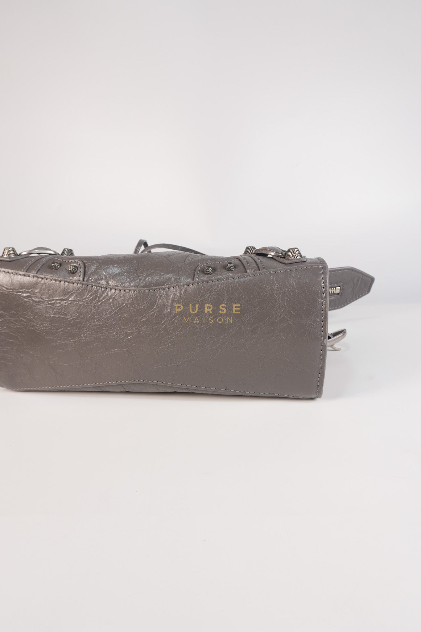 Neo Cagole Arena XS in Dark Grey Agneau Leather | Purse Maison Luxury Bags Shop