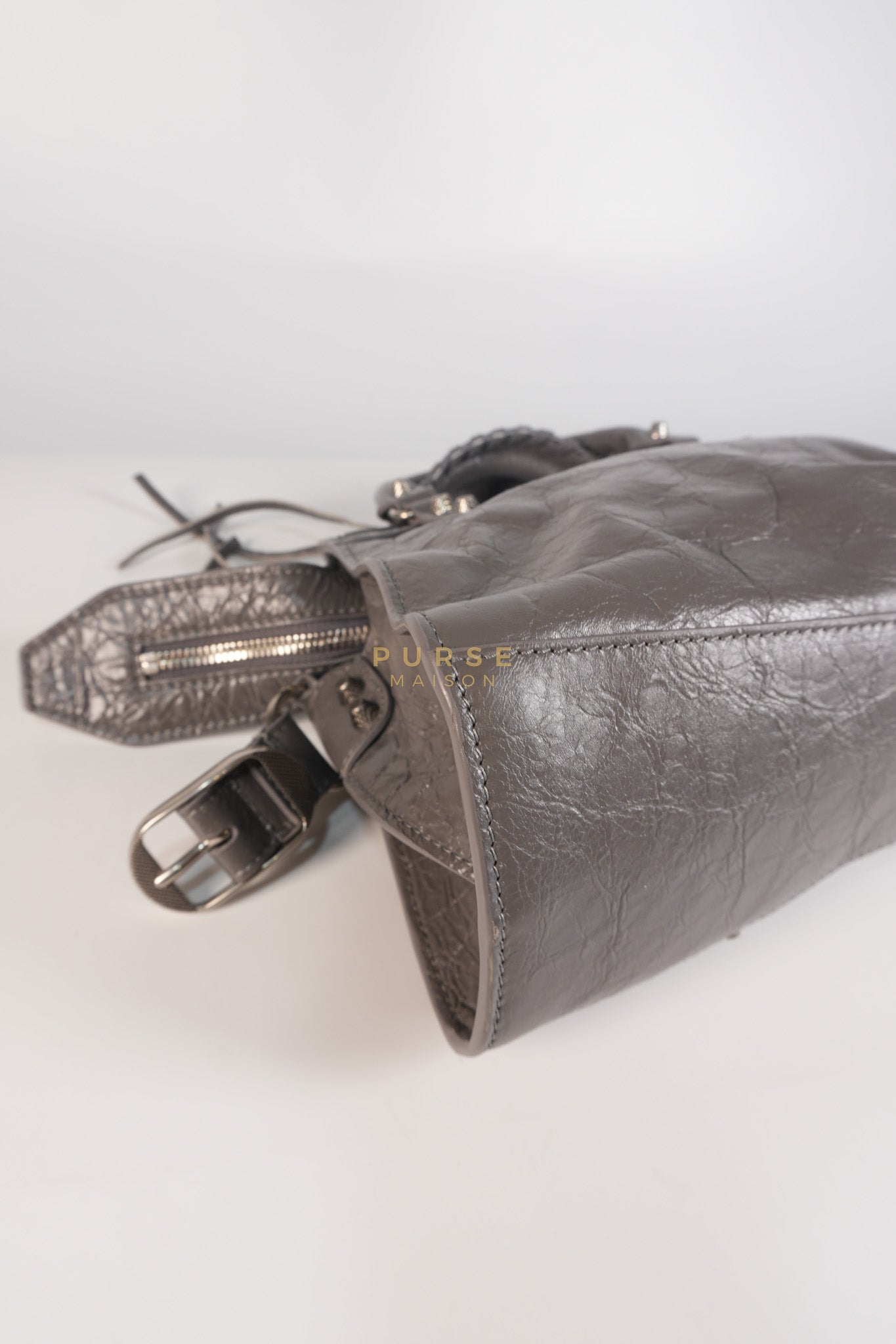 Neo Cagole Arena XS in Dark Grey Agneau Leather | Purse Maison Luxury Bags Shop