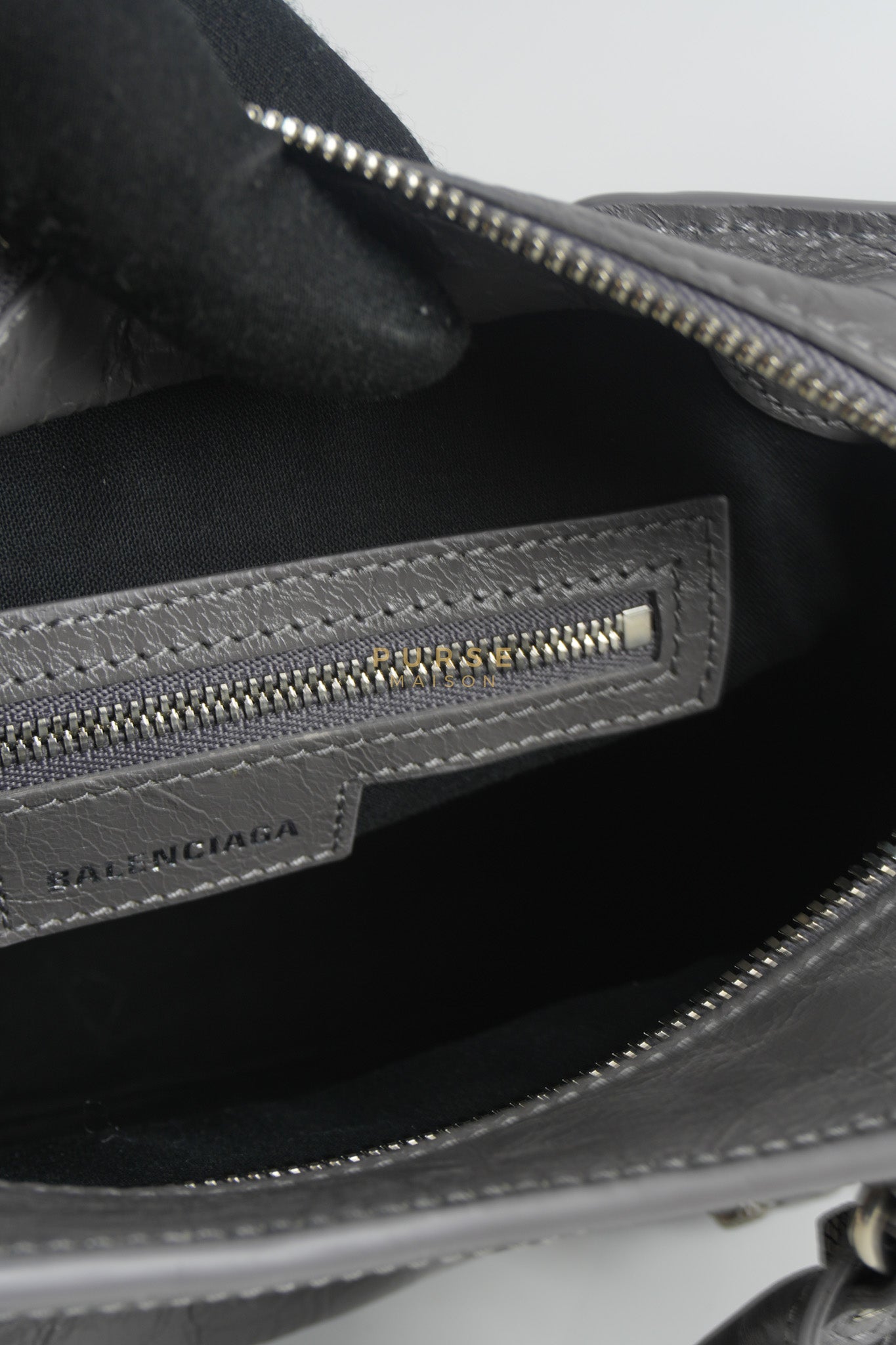 Neo Cagole Arena XS in Dark Grey Agneau Leather | Purse Maison Luxury Bags Shop