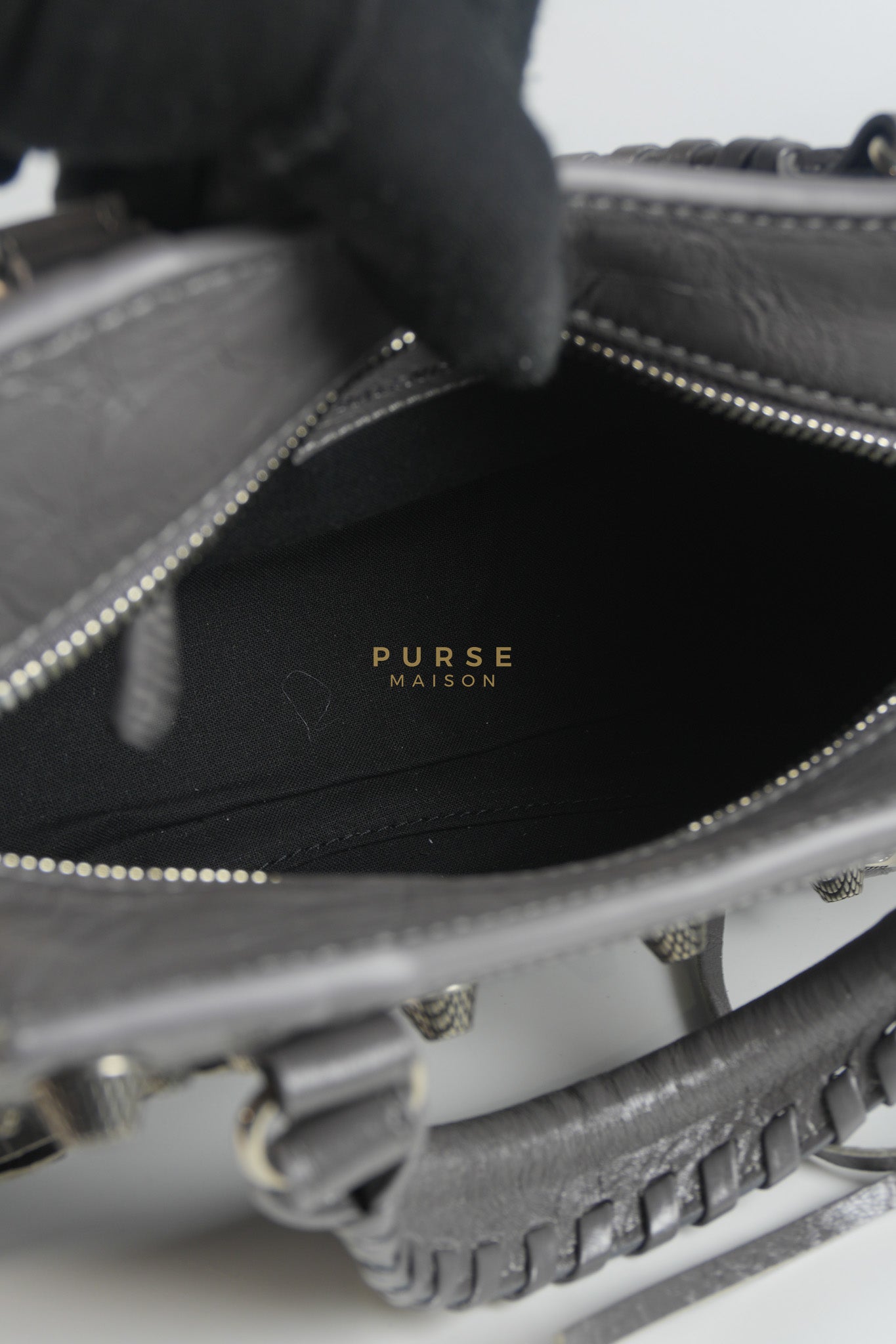 Neo Cagole Arena XS in Dark Grey Agneau Leather | Purse Maison Luxury Bags Shop