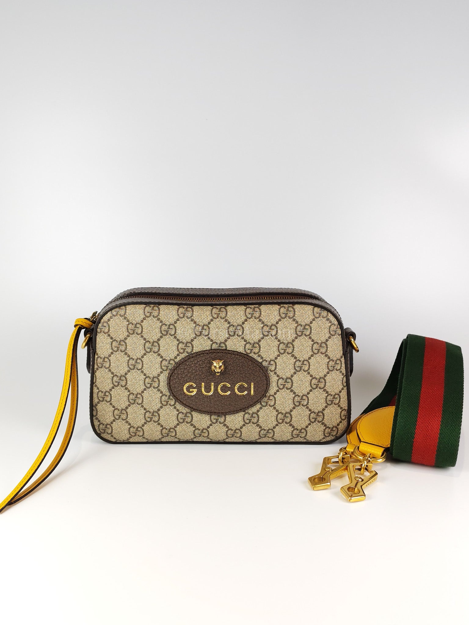 Neo Vintage Camera Bag in Supreme Monogram Canvas Crossbody Bag | Purse Maison Luxury Bags Shop