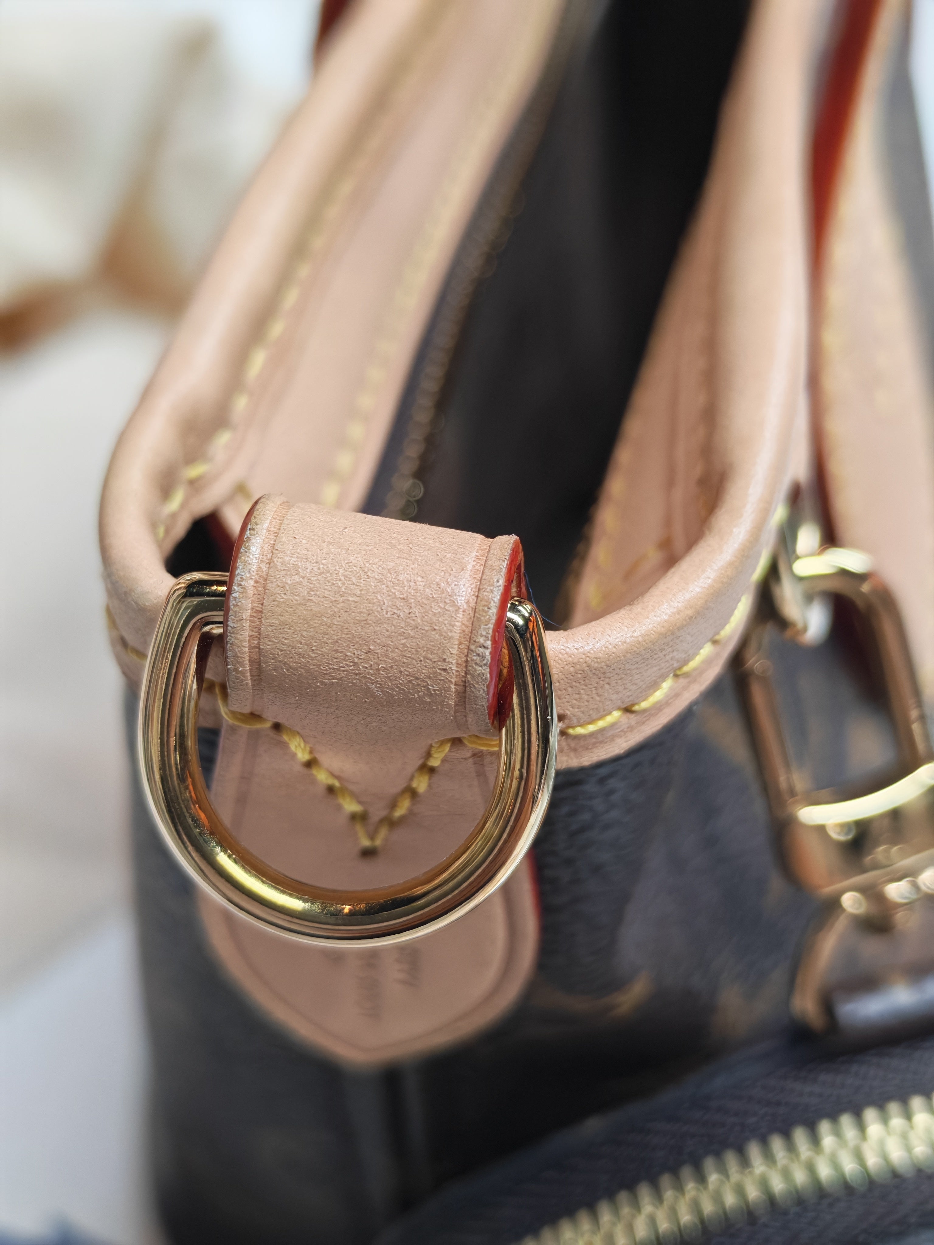 Neverfull BB in Monogram Canvas Crossbody Bag (Microchip) | Purse Maison Luxury Bags Shop