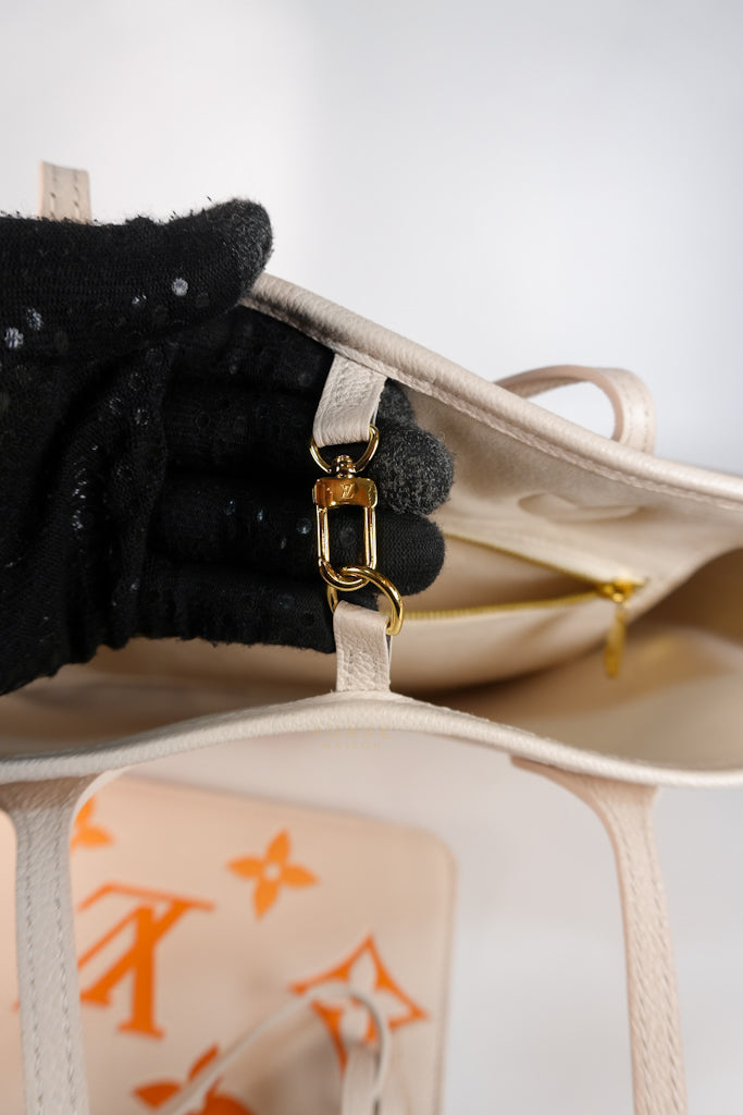 Neverfull MM Cream Monogram Empreinte Leather(Microchip) | Purse Maison Luxury Bags Shop