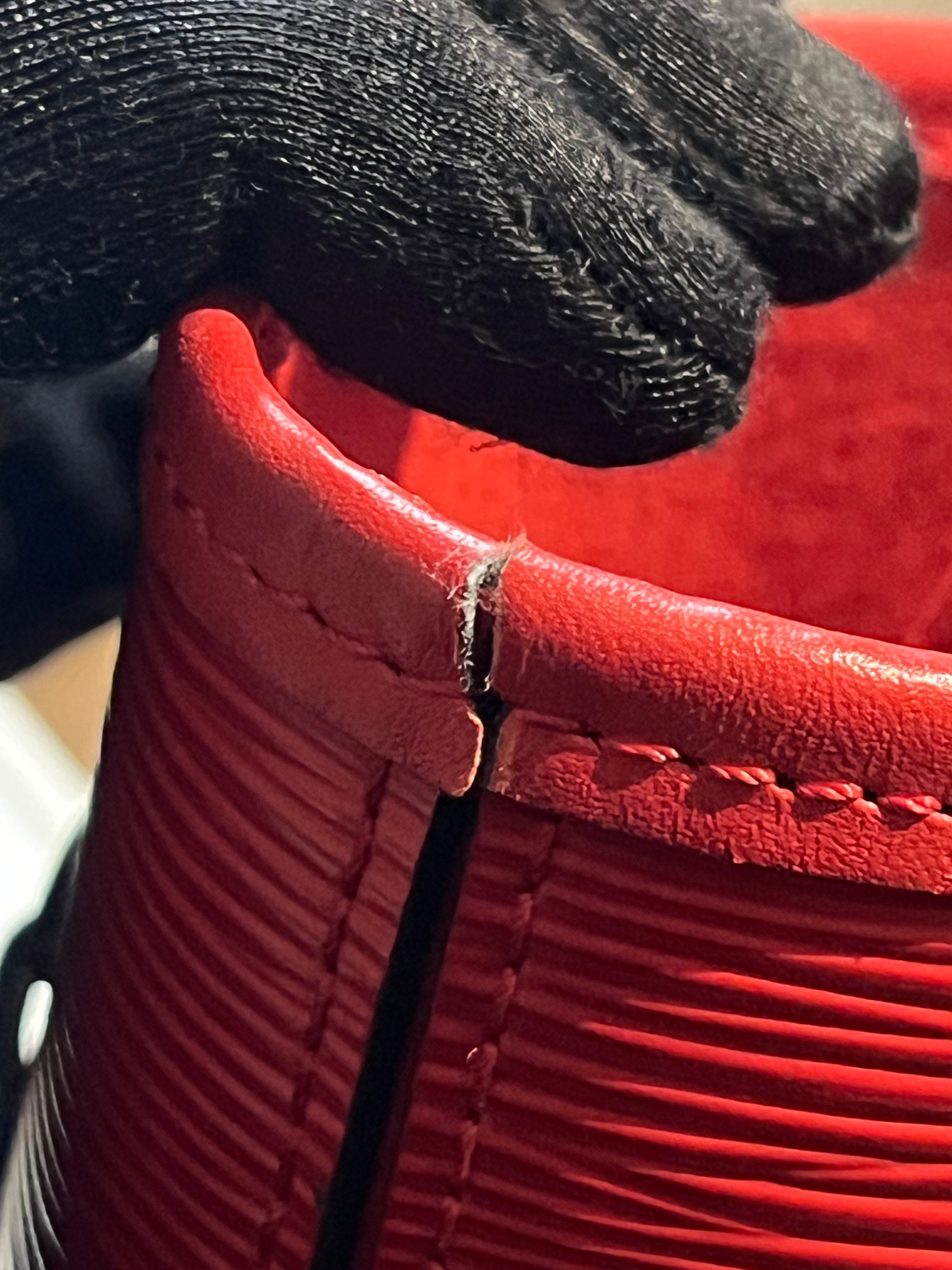 Neverfull MM in Red Epi Leather (Date Code: UB4156) | Purse Maison Luxury Bags Shop