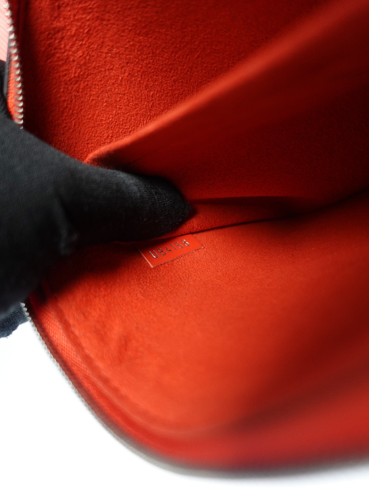 Neverfull MM in Red Epi Leather (Date Code: UB4156) | Purse Maison Luxury Bags Shop