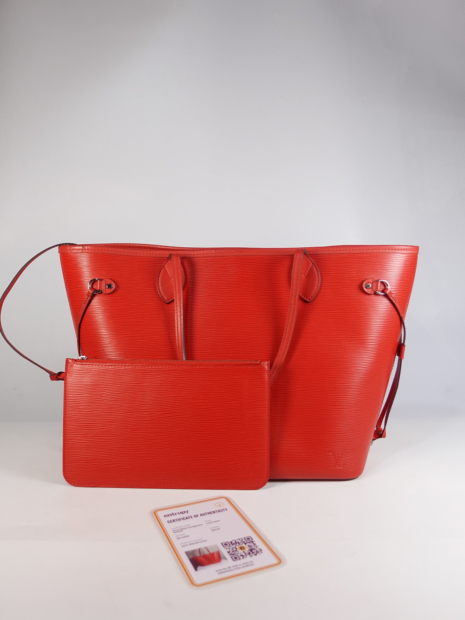 Neverfull MM in Red Epi Leather (Date Code: UB4156) | Purse Maison Luxury Bags Shop