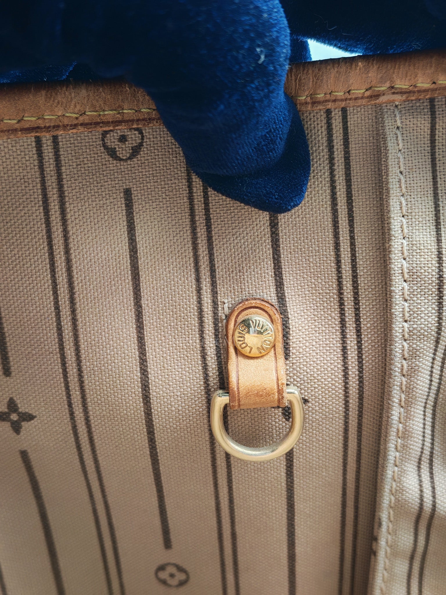 Neverfull MM in Monogram Canvas Tote Bag (Date Code: VI0038)