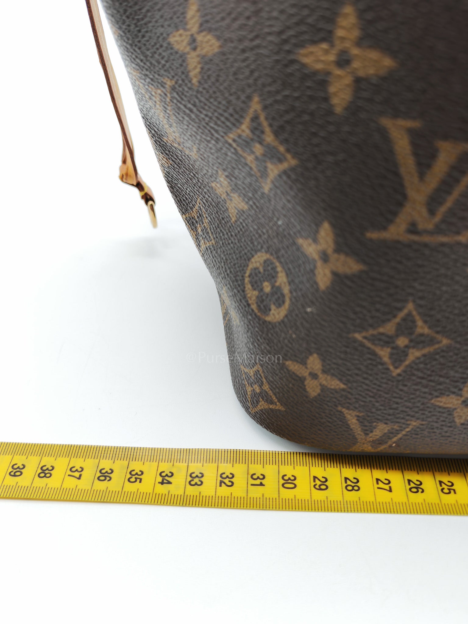 Neverfull MM in Monogram Canvas Tote Bag (Date Code: VI0038)