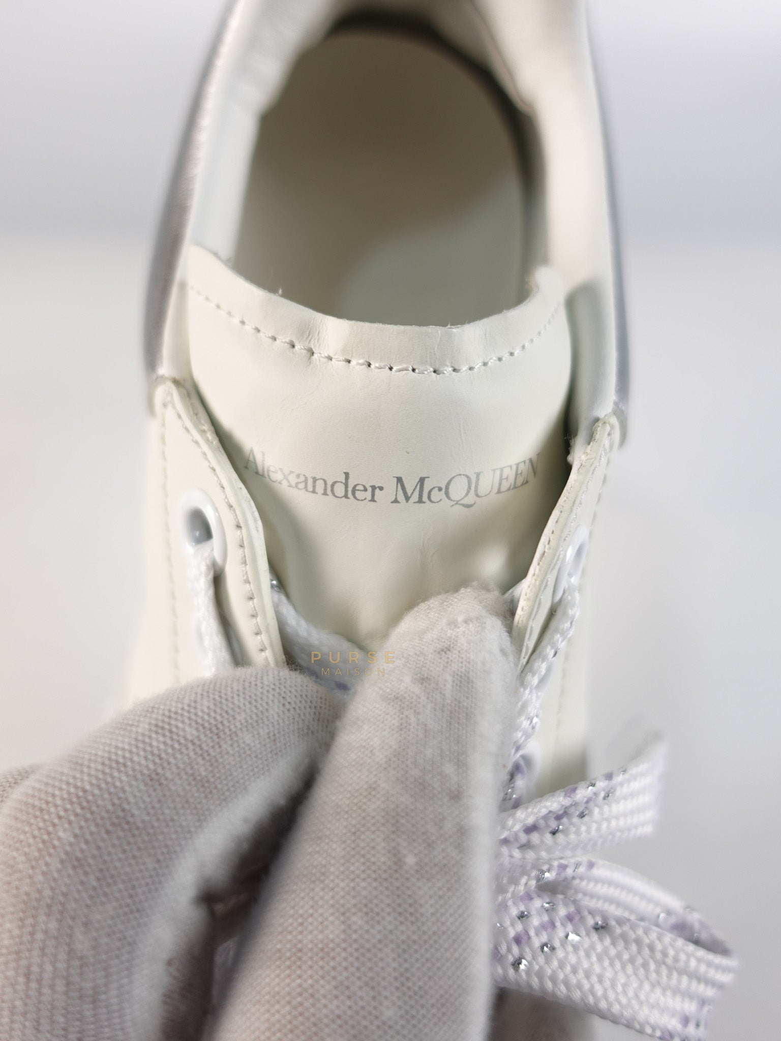 New Court Lace Up Shoes in White for Women Size 39 EU (24.5 cm) | Purse Maison Luxury Bags Shop