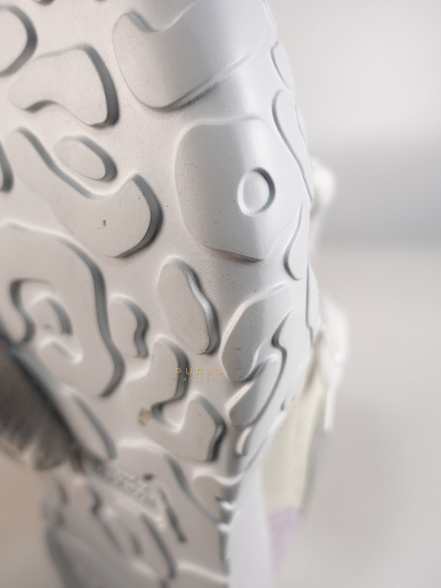 New Court Lace Up Shoes in White for Women Size 39 EU (24.5 cm) | Purse Maison Luxury Bags Shop