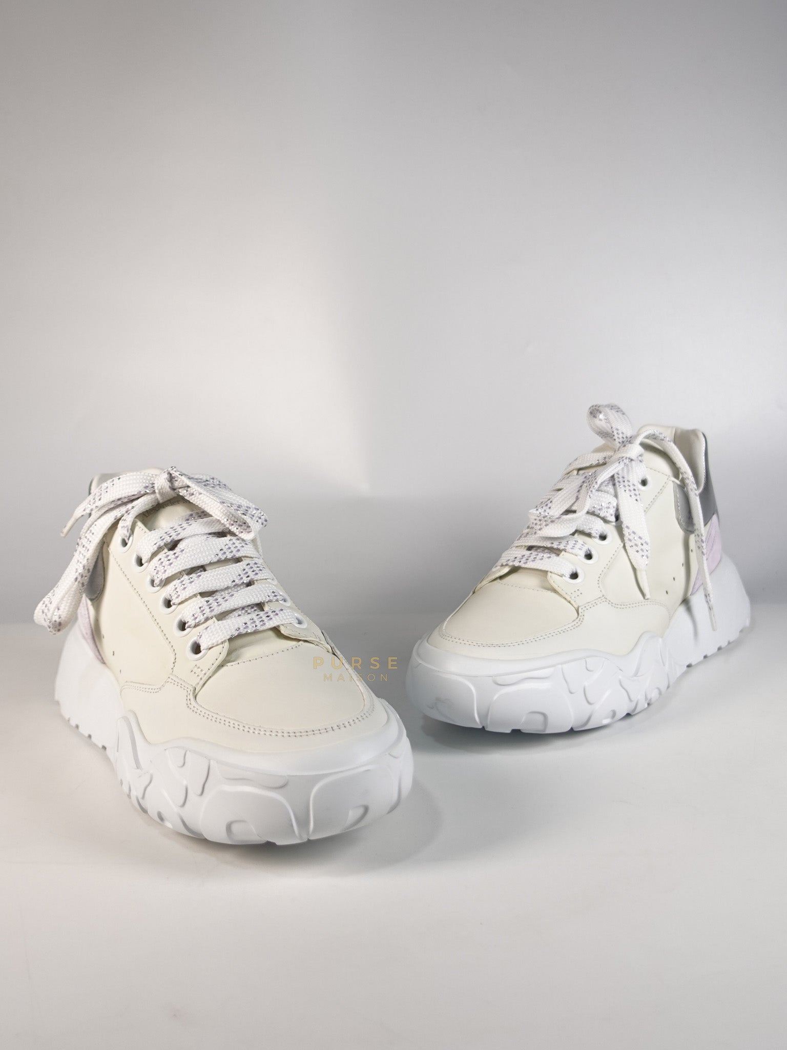 New Court Lace Up Shoes in White for Women Size 39 EU (24.5 cm) | Purse Maison Luxury Bags Shop