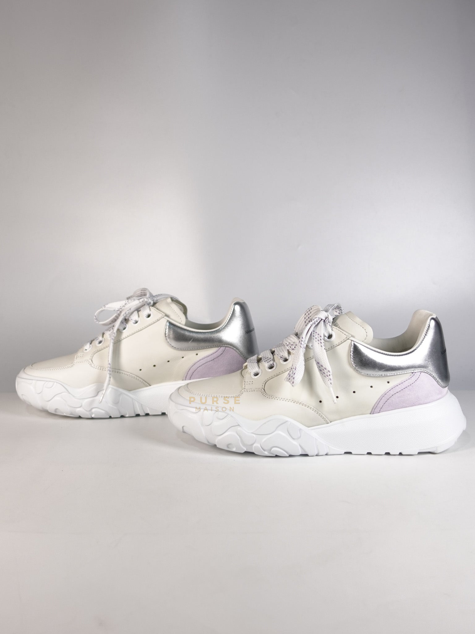 New Court Lace Up Shoes in White for Women Size 39 EU (24.5 cm) | Purse Maison Luxury Bags Shop