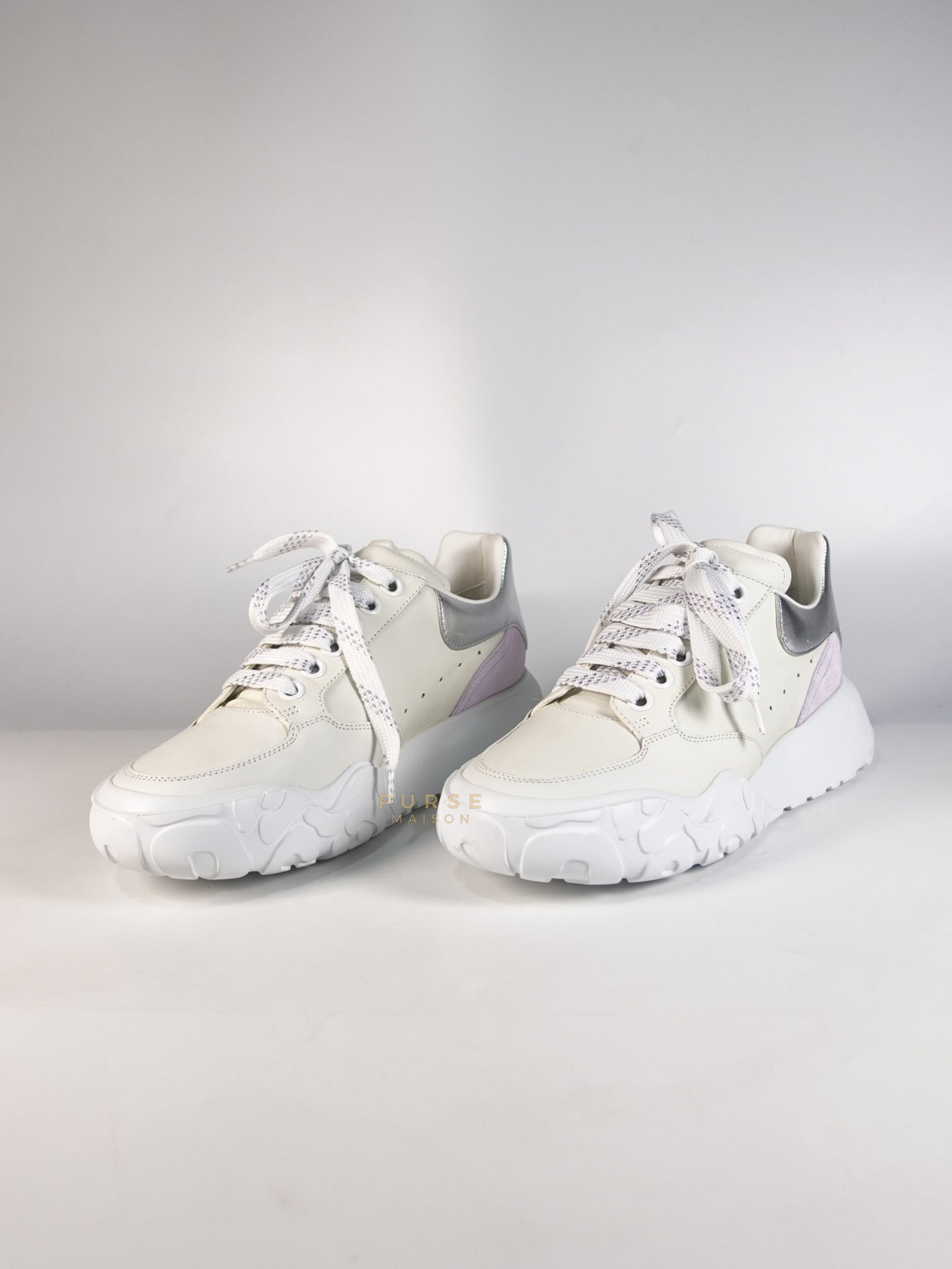 New Court Lace Up Shoes in White for Women Size 39 EU (24.5 cm) | Purse Maison Luxury Bags Shop