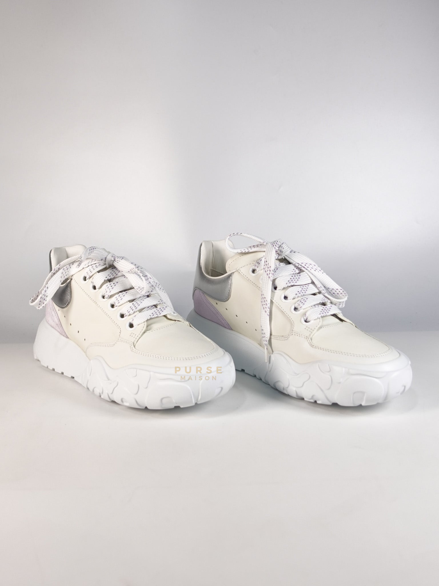 New Court Lace Up Shoes in White for Women Size 39 EU (24.5 cm) | Purse Maison Luxury Bags Shop