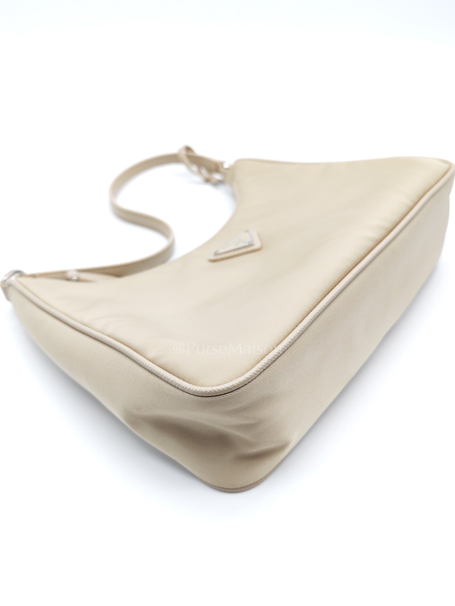 2005 Re-Edition in Deserto Tessuto Saffiano Shoulder Bag