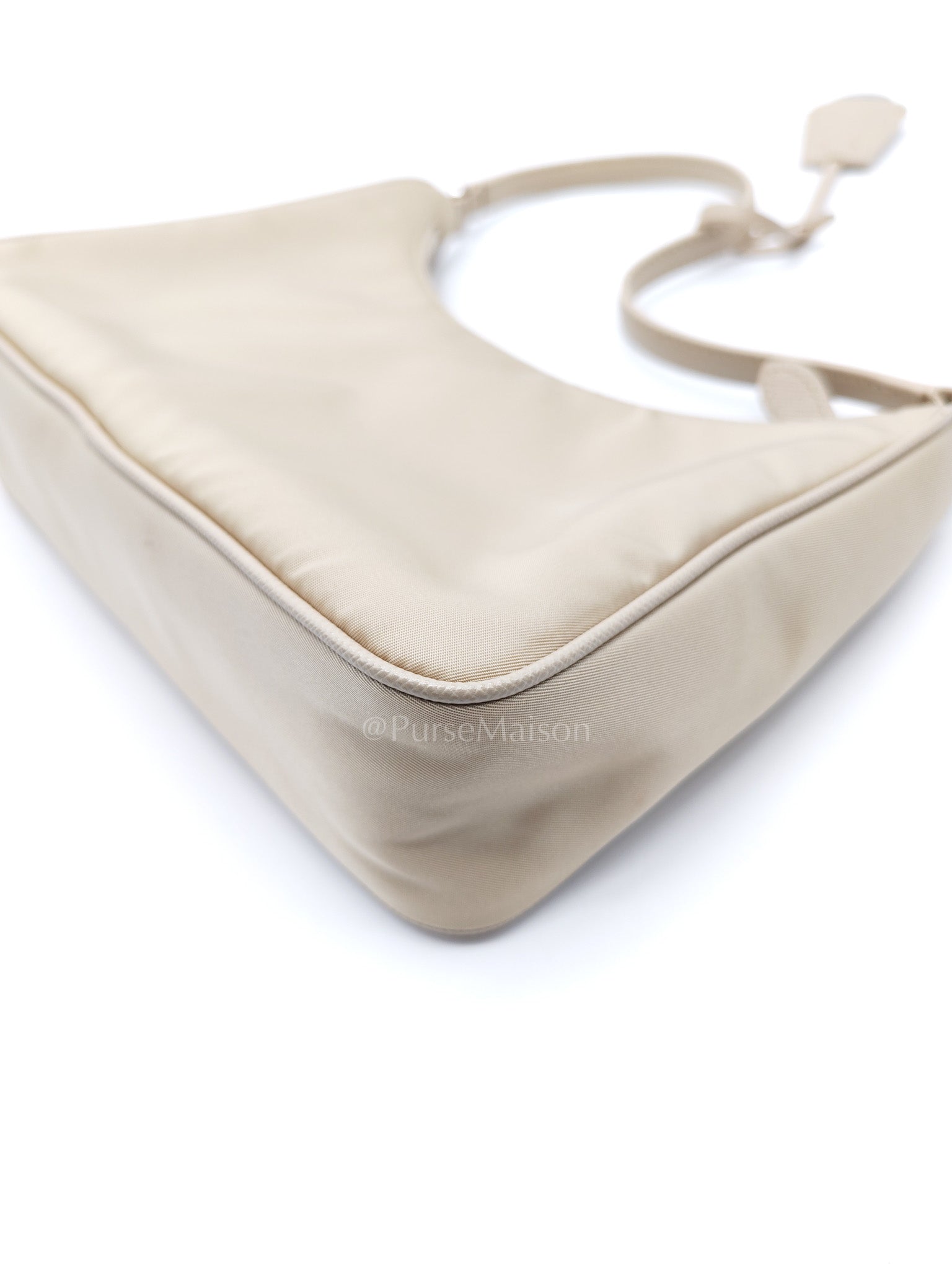 2005 Re-Edition in Deserto Tessuto Saffiano Shoulder Bag