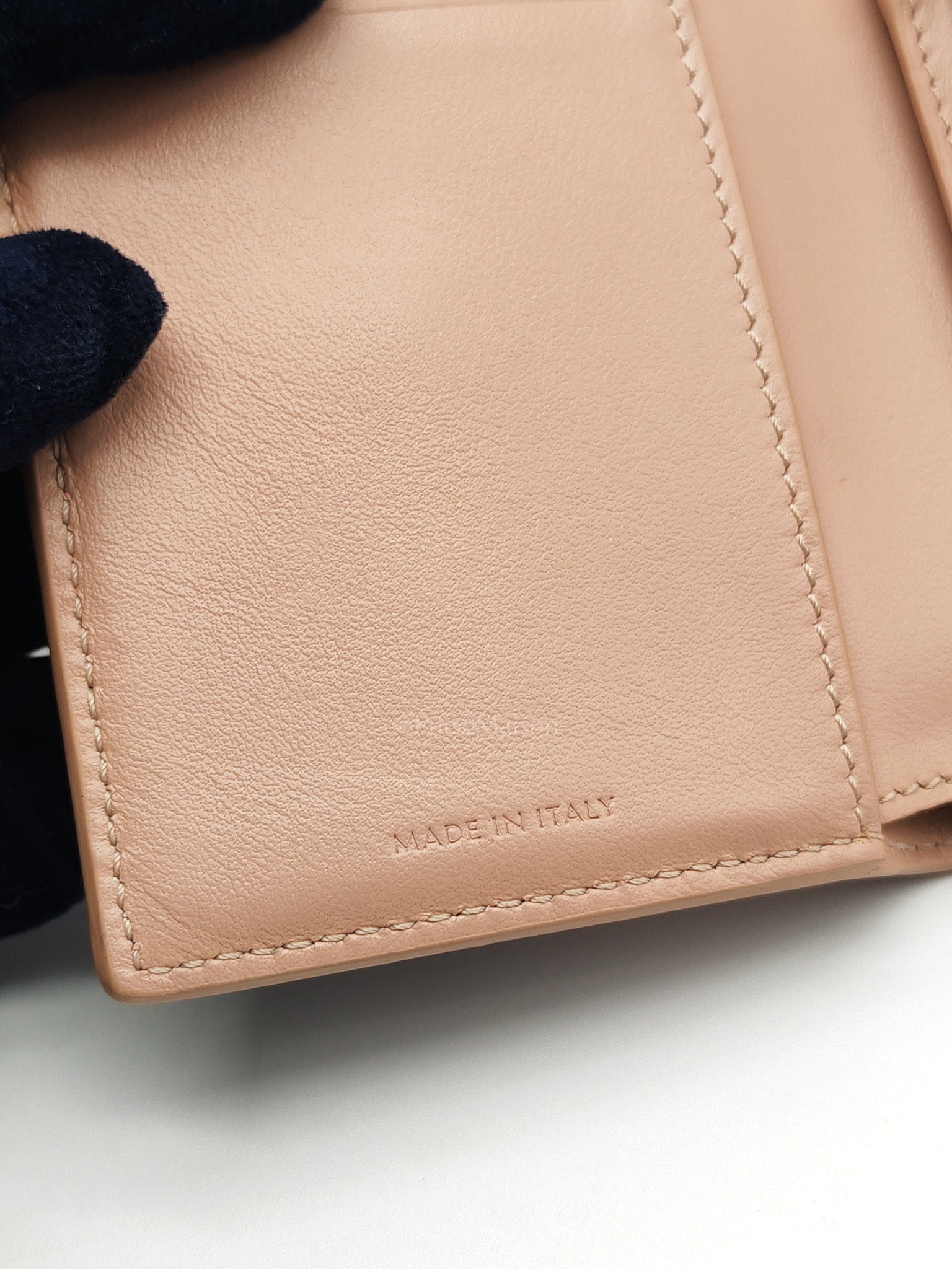 Fine Strap Wallet Nino in Peach Supple Grained Calsking Leather & Gold Hardware