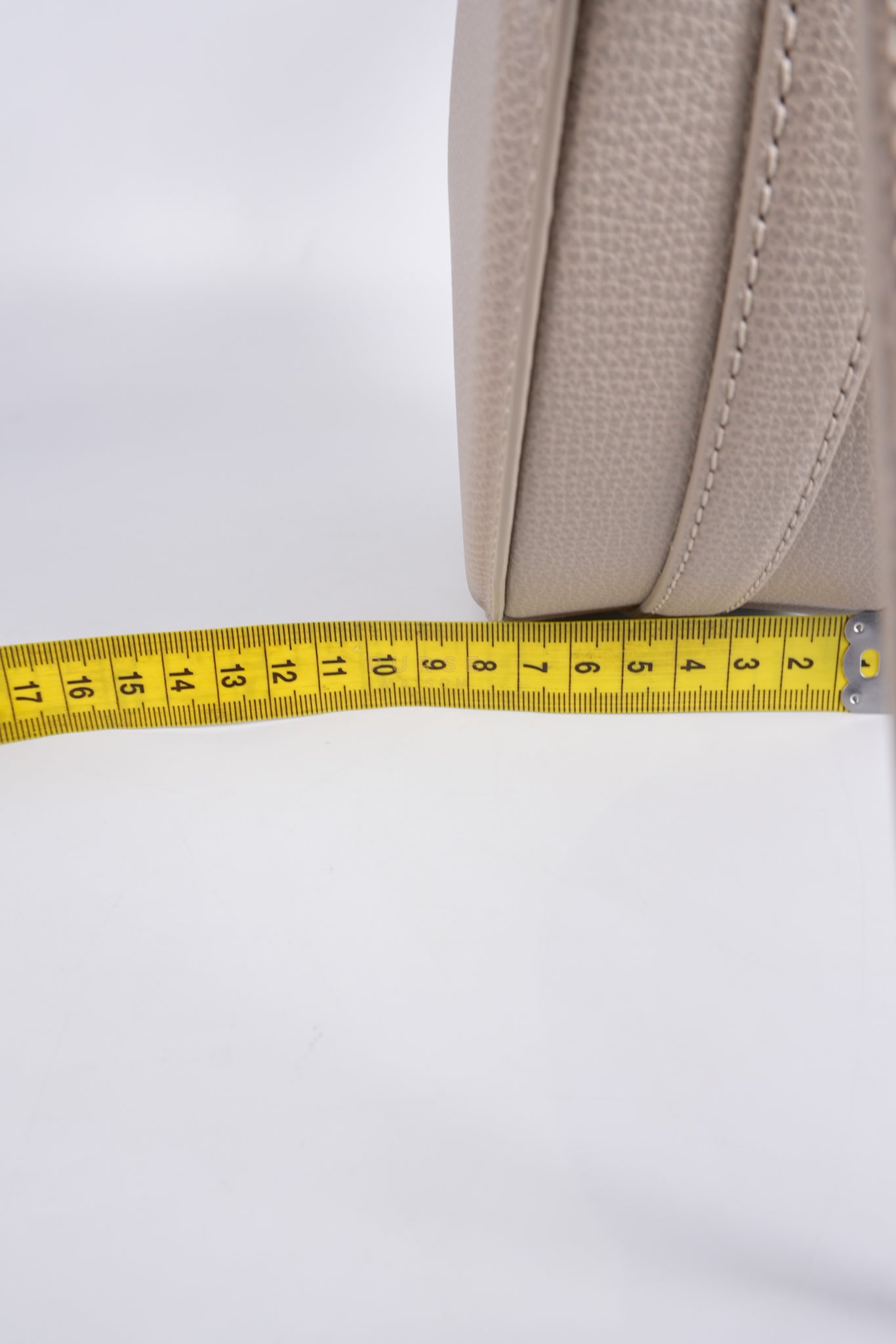 Numero Dix In Taupe Graine Leather | Purse Maison Luxury Bags Shop