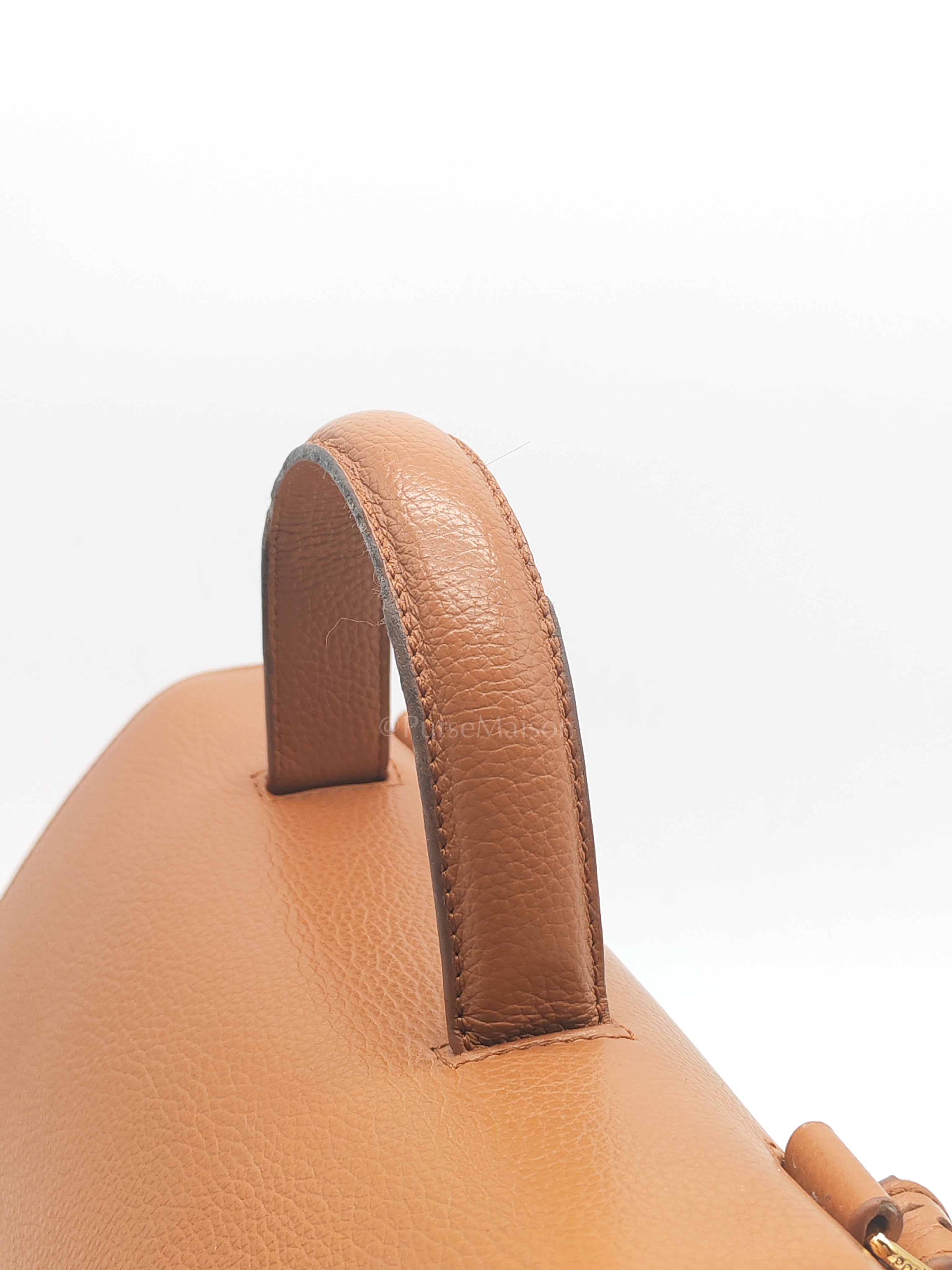 Numero Un in Caramel Crossbody/Bodybag | Purse Maison Luxury Bags Shop