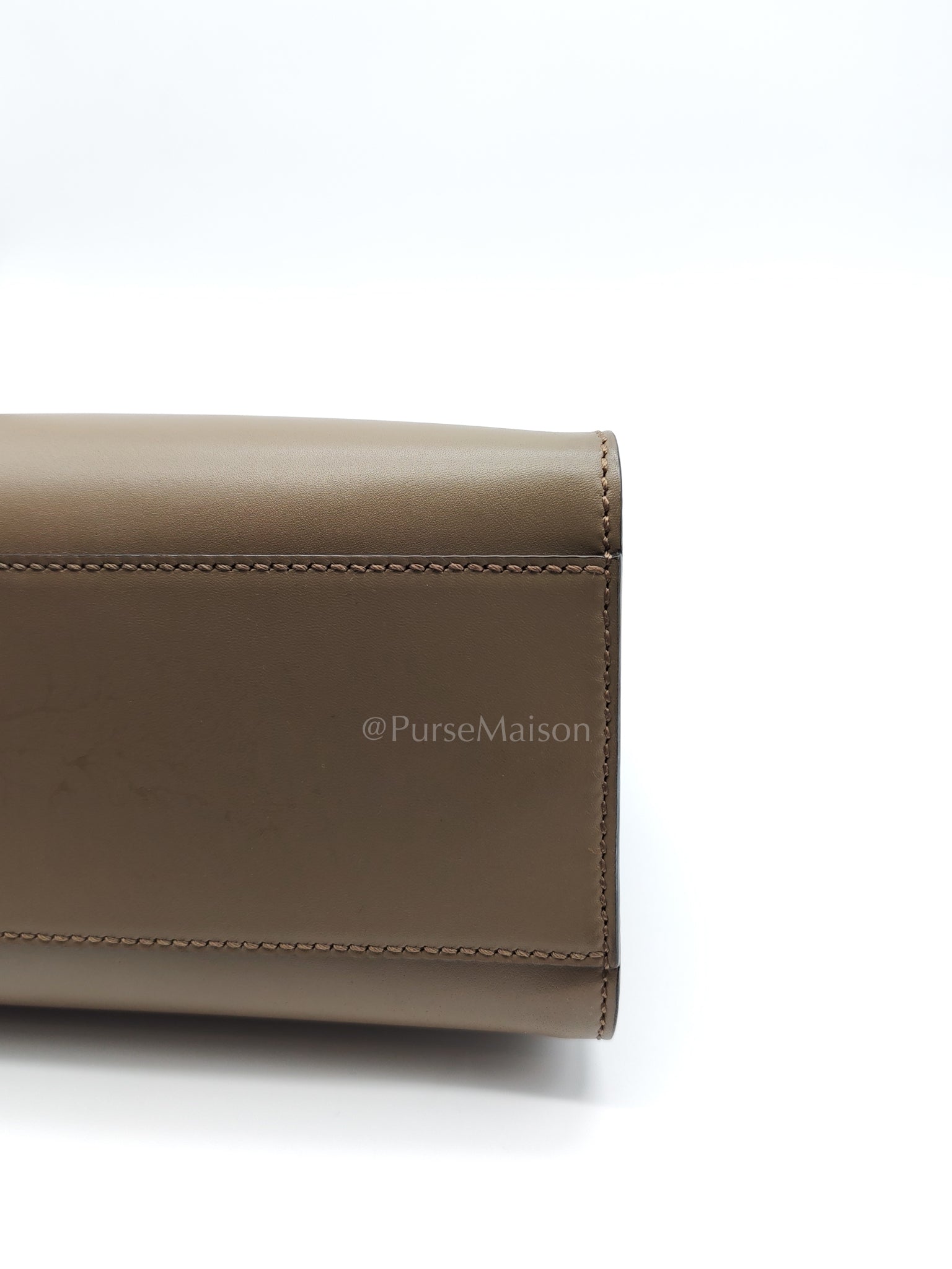 Nymphaea Small in Light Khaki Smooth Calfskin Leather Shoulder Bag | Purse Maison Luxury Bags Shop