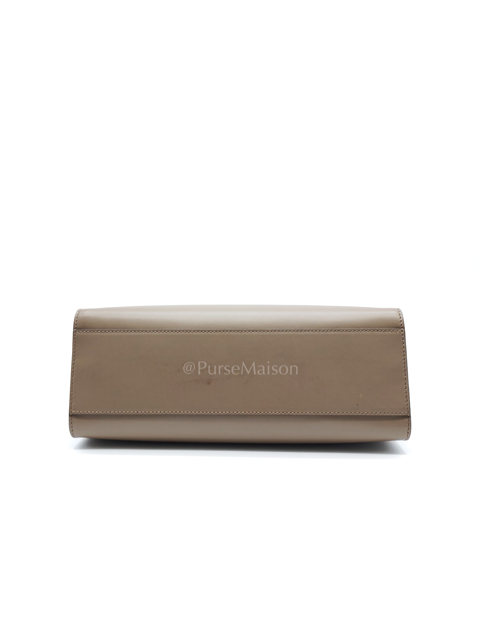 Nymphaea Small in Light Khaki Smooth Calfskin Leather Shoulder Bag | Purse Maison Luxury Bags Shop