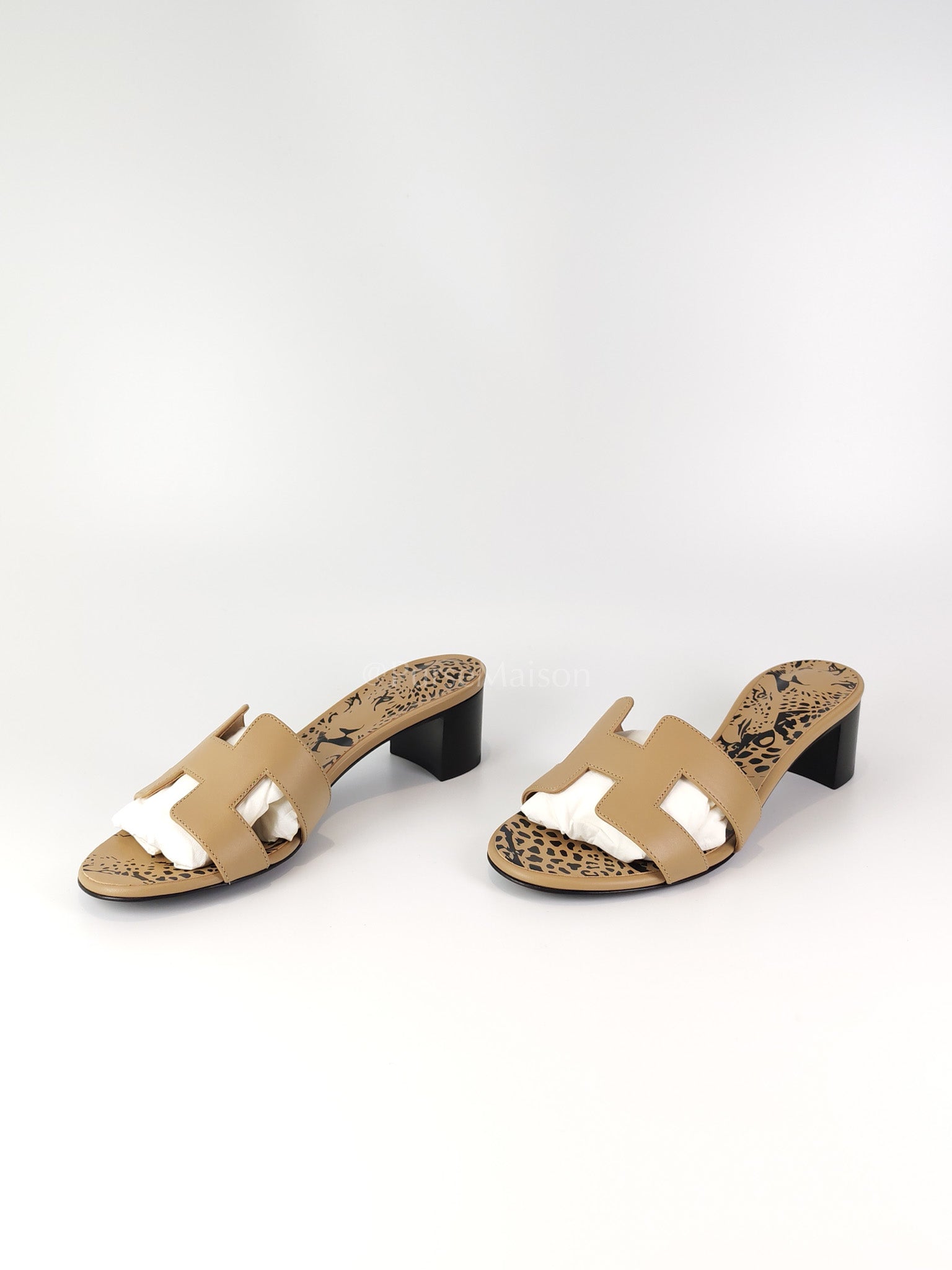 Oasis Argile Sandals Size 39.5 EU (26CM) | Purse Maison Luxury Bags Shop