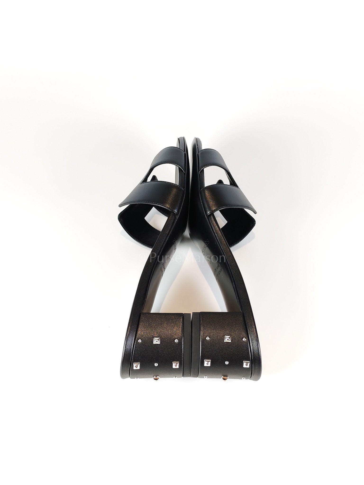 Oasis Black in Swift Leather and Studded Heels Size 37.5 EU (24.5 CM) | Purse Maison Luxury Bags Shop