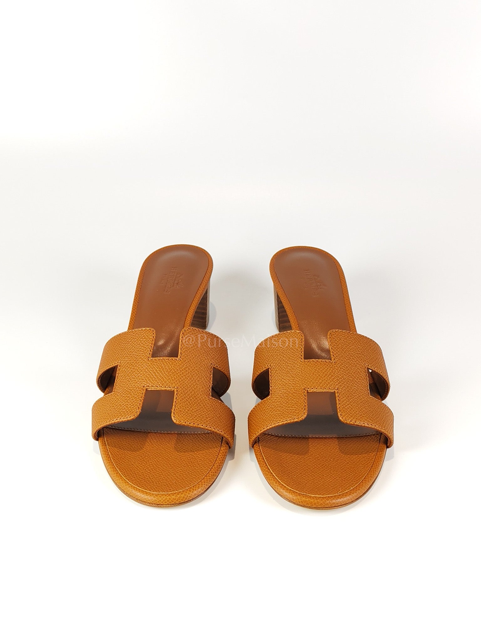 Oasis Gold in Epsom Leather Size 37.5 EU (24.5CM) | Purse Maison Luxury Bags Shop