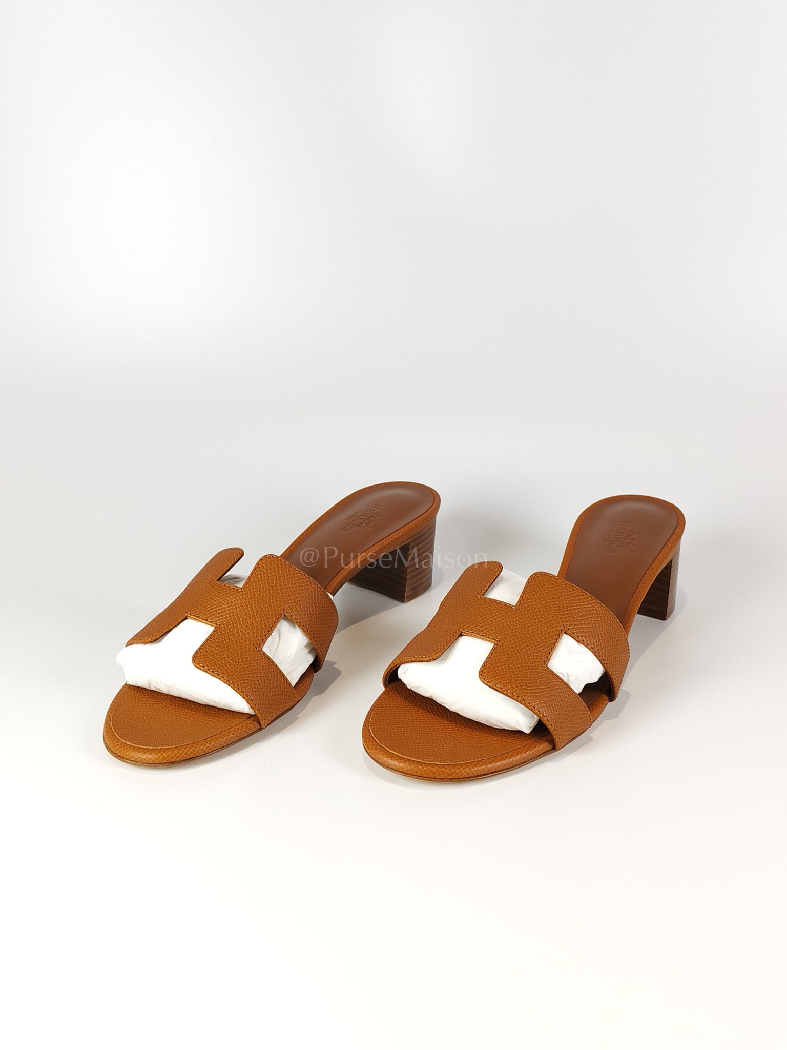 Oasis Gold in Epsom Leather Size 37.5 EU (24.5CM) | Purse Maison Luxury Bags Shop