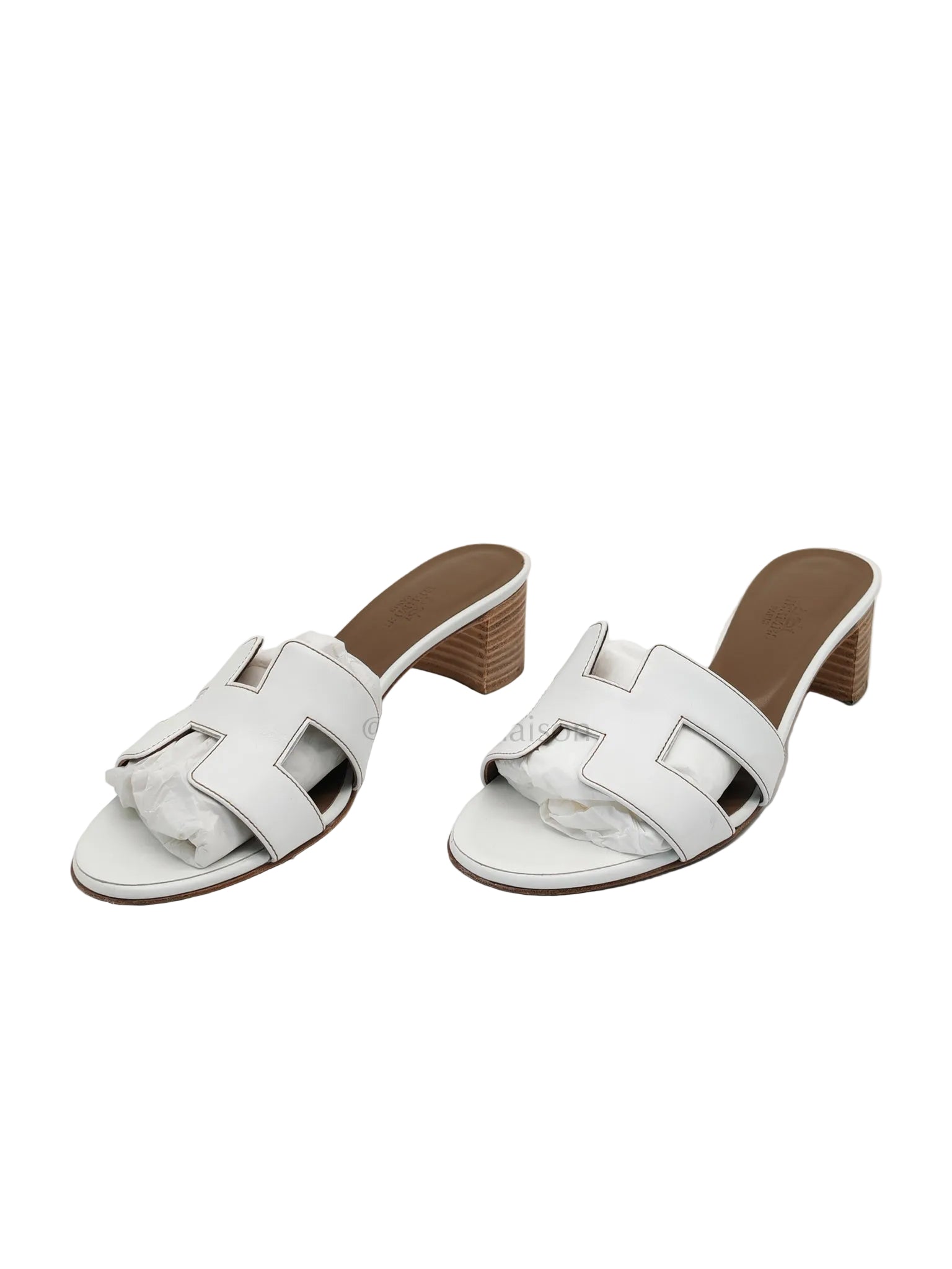 Oasis in White Swift Leather Sandals Size 37.5EU (24.5CM) | Purse Maison Luxury Bags Shop