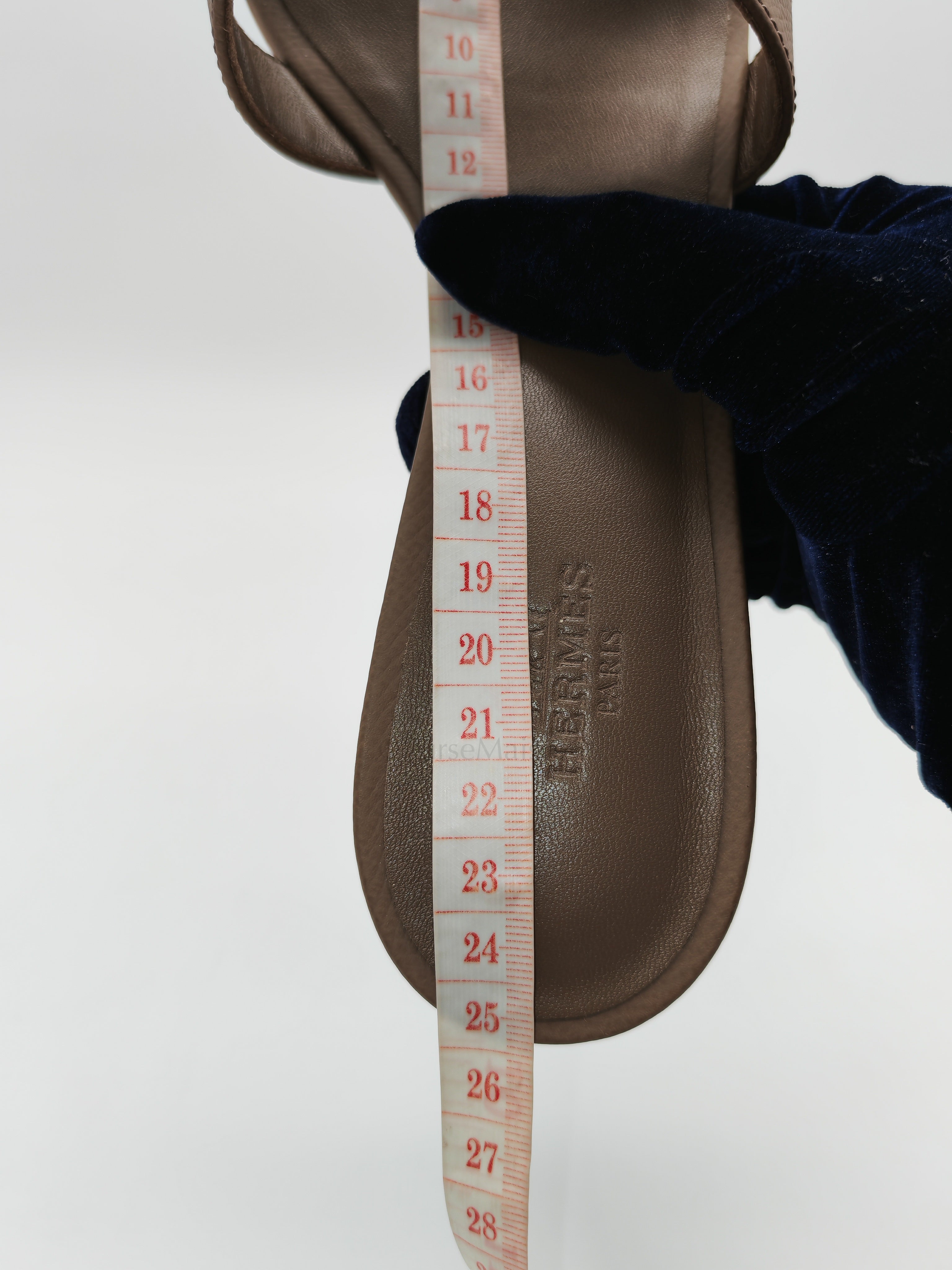 Oasis Sandals in Etoupe Epsom Leather Size 38(24.5cm) | Purse Maison Luxury Bags Shop