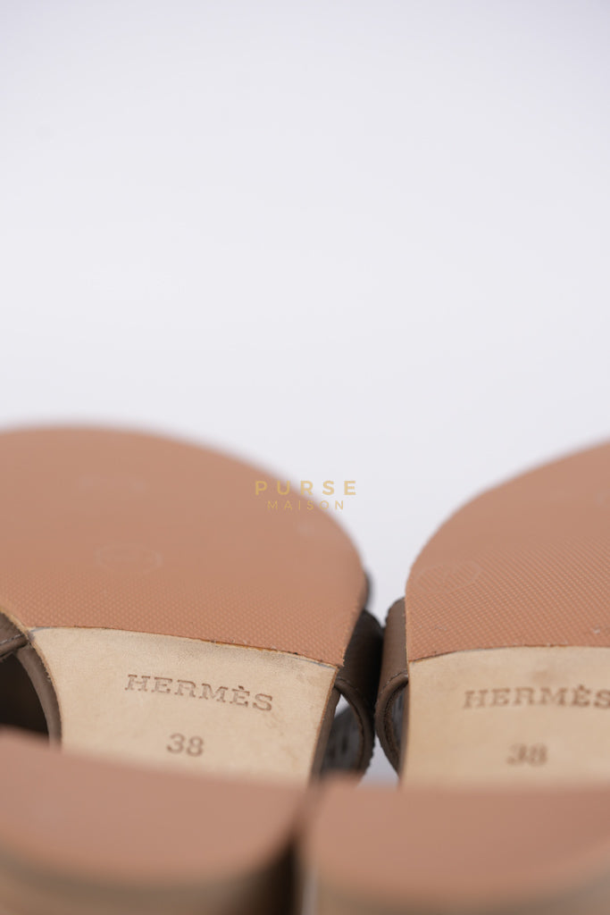 Oasis Sandals in Etoupe Leather Size 38(24.5cm) | Purse Maison Luxury Bags Shop