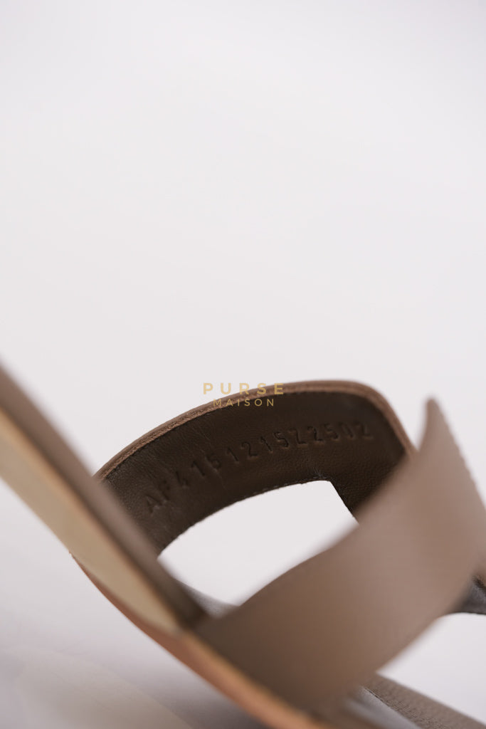 Oasis Sandals in Etoupe Leather Size 38(24.5cm) | Purse Maison Luxury Bags Shop