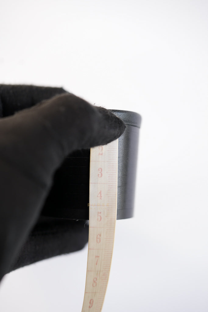 Oasis Suede with Rhinestone Size 37 EU (23 cm) | Purse Maison Luxury Bags Shop