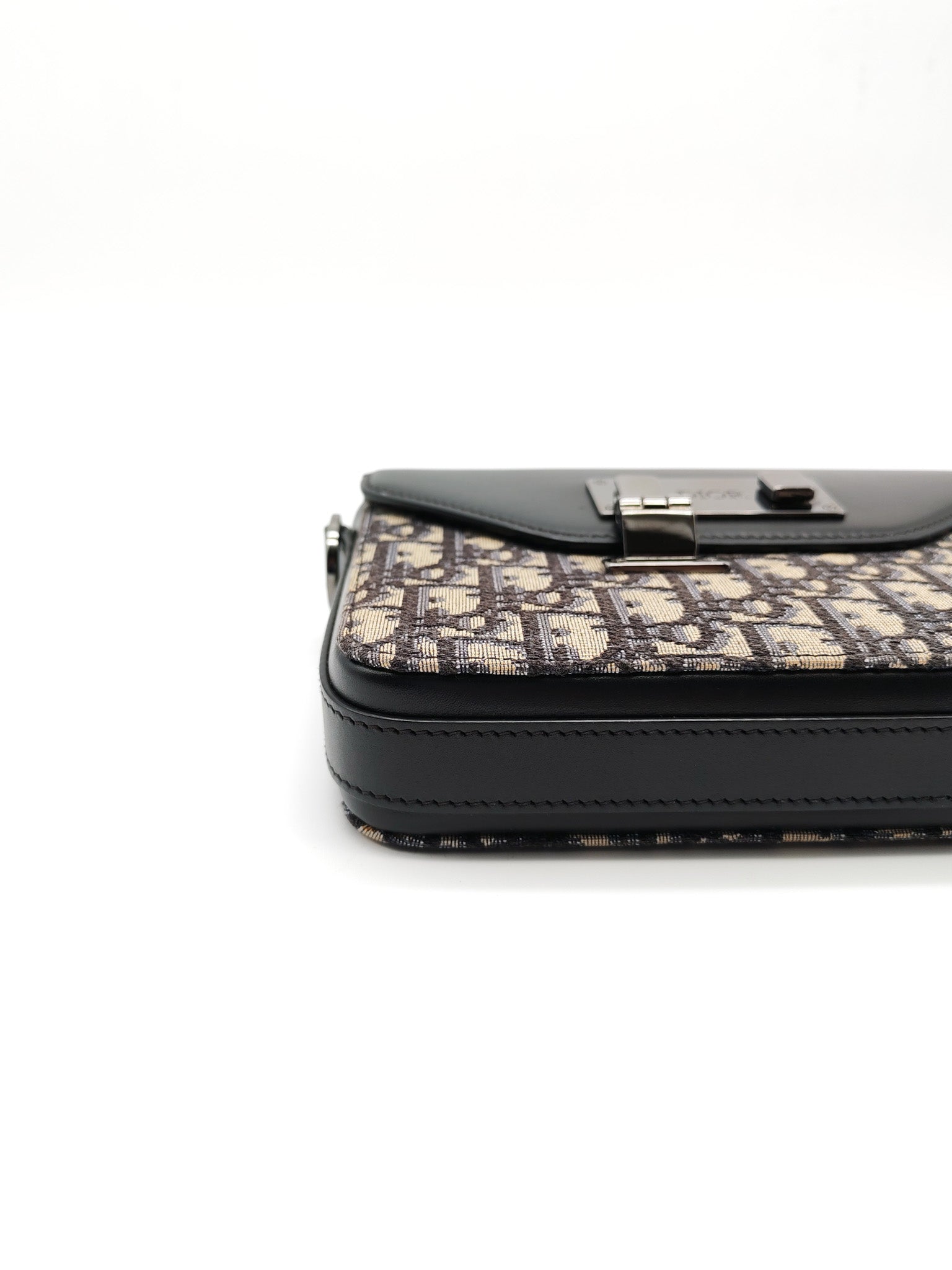 Oblique Jacquard Clasp Lock Messenger Bag | Purse Maison Luxury Bags Shop