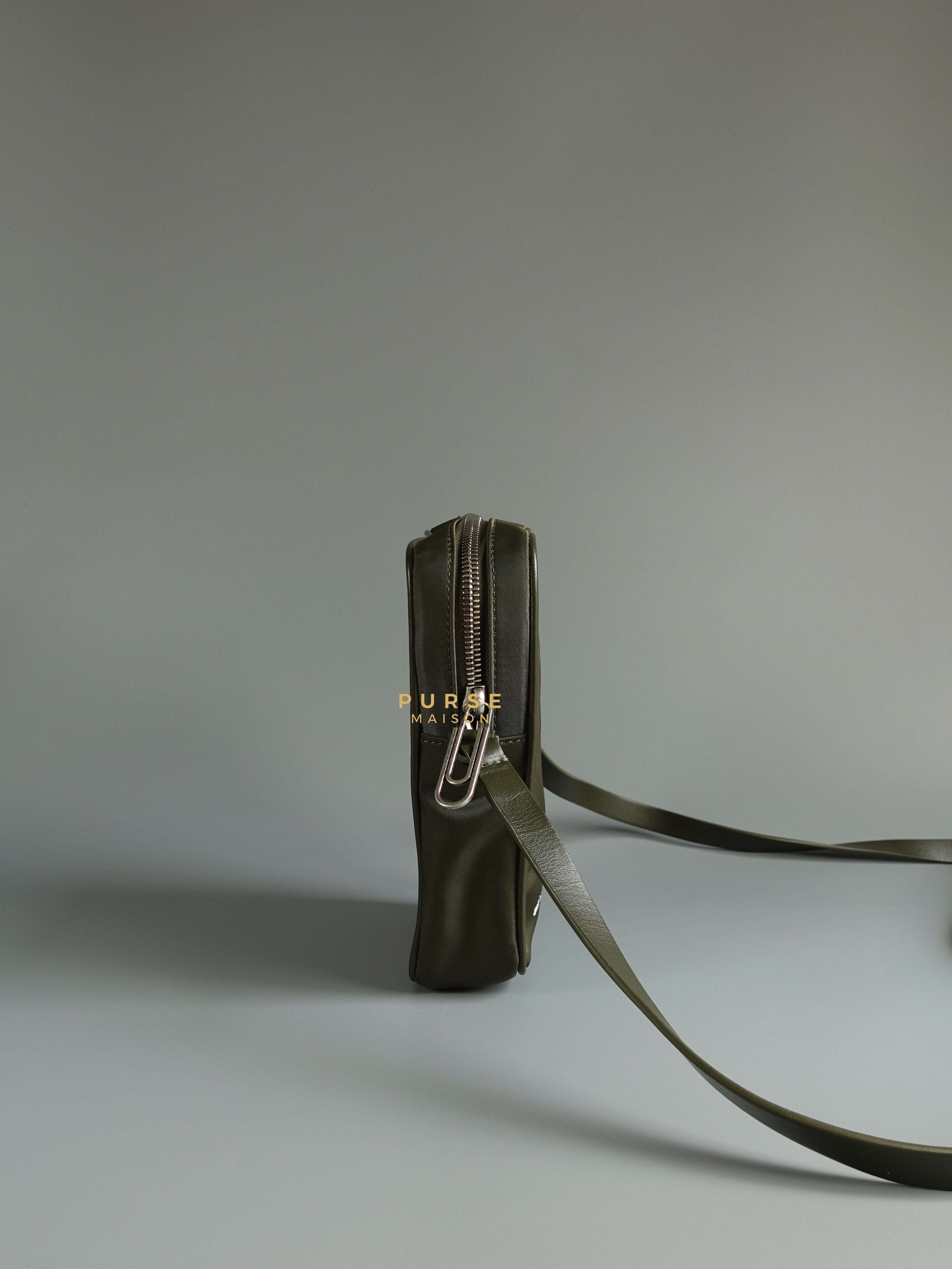 Off-White Zip Around Logo Bag (Army Green) | Purse Maison Luxury Bags Shop