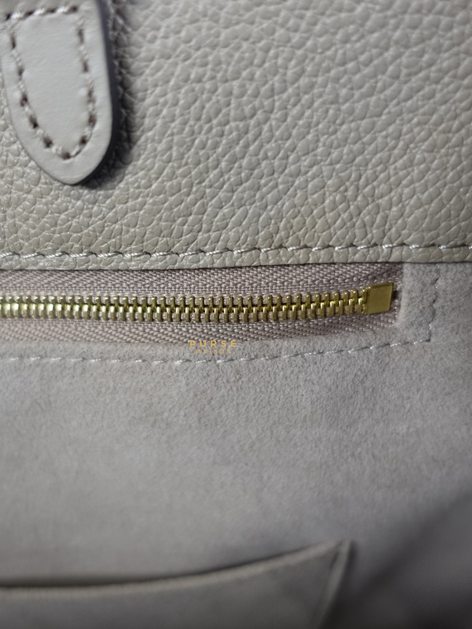 OnTheGo MM Tourterelle Empreinte Leather | Purse Maison Luxury Bags Shop